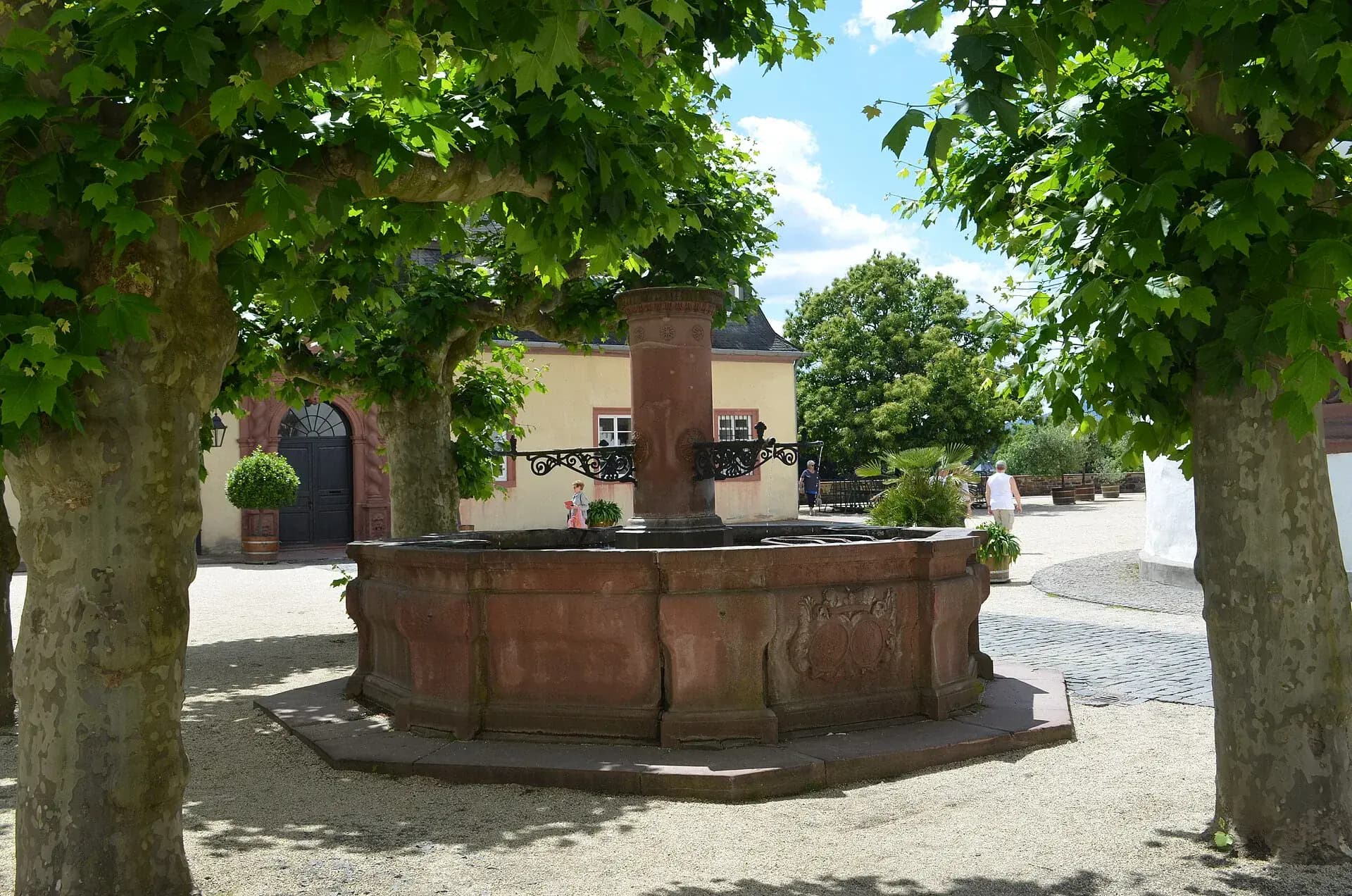 Brunnen am Weißen Turm in Bad Homburg