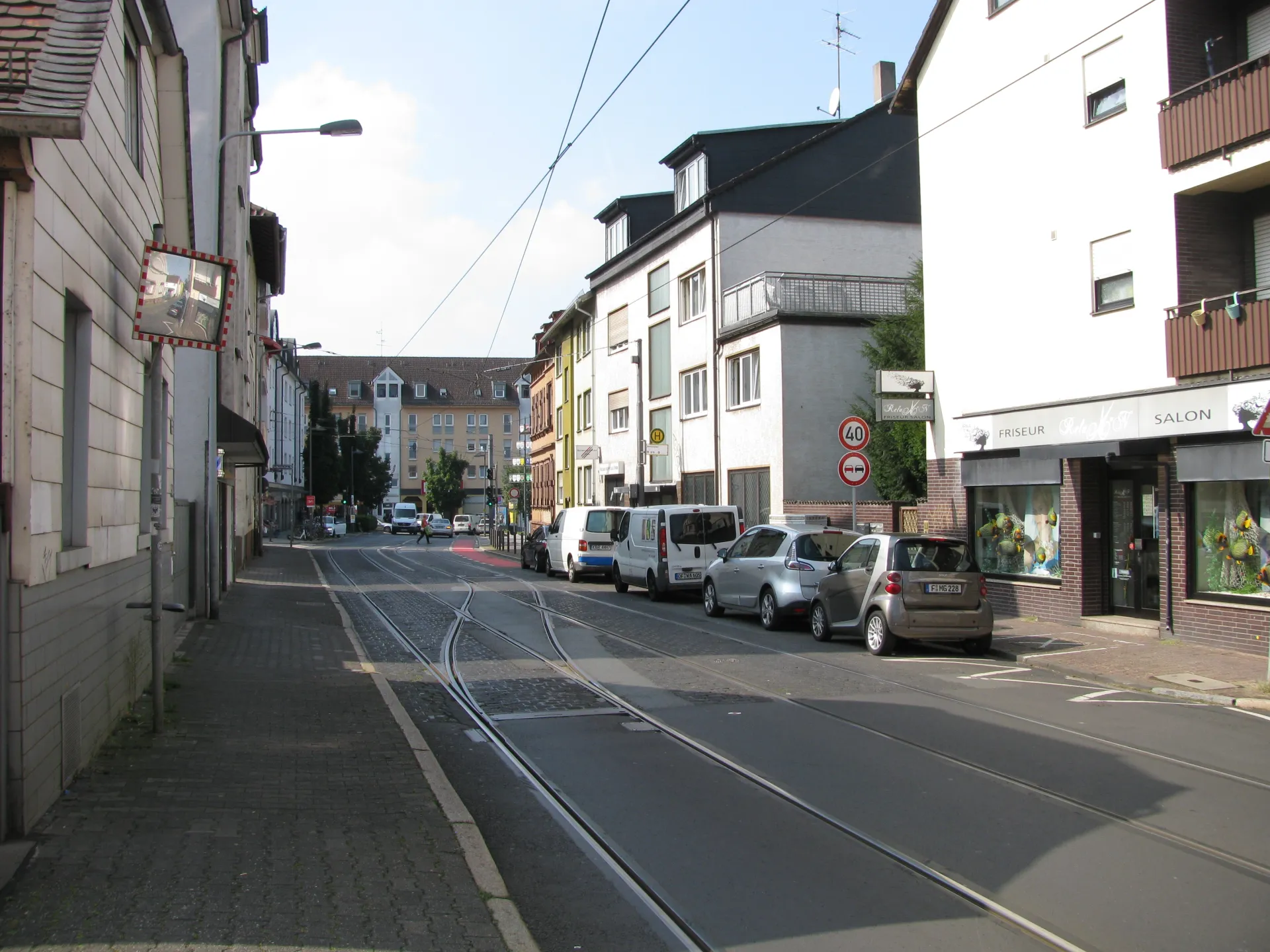Geschäftshäuser am Buchrainplatz in Frankfurt-Oberrad