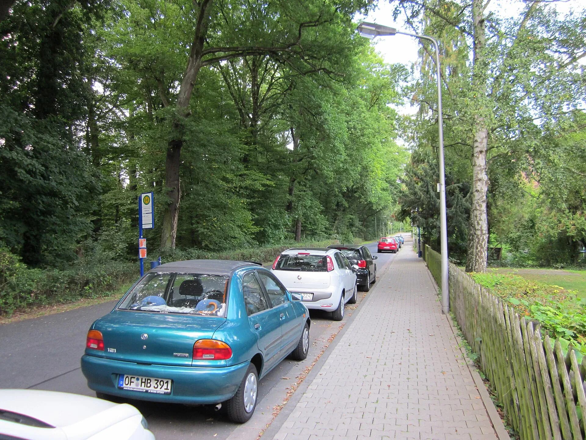 Straßenzug am Falltorweg in Dreieich-Buchschlag