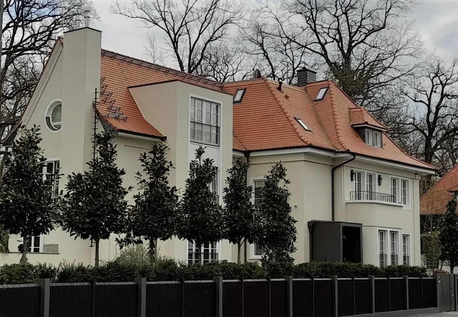 Villa Bogenweg 4/6 in Dreieich-Buchschlag
