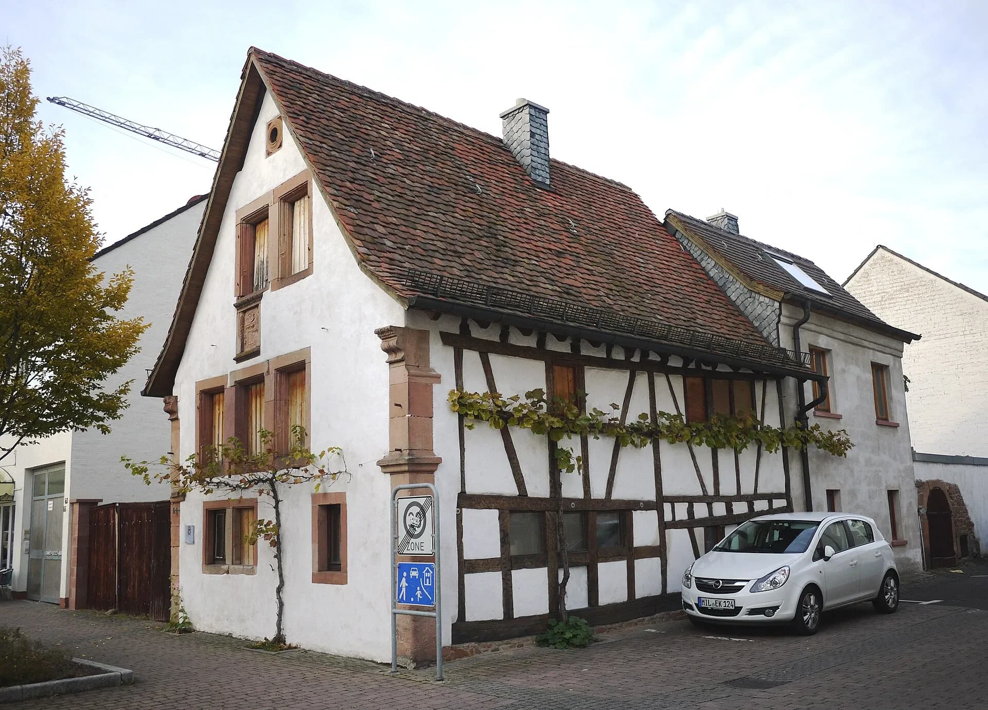 Bürgerhaus mit Fachwerkobergeschoss in Aschaffenburg-Obernau