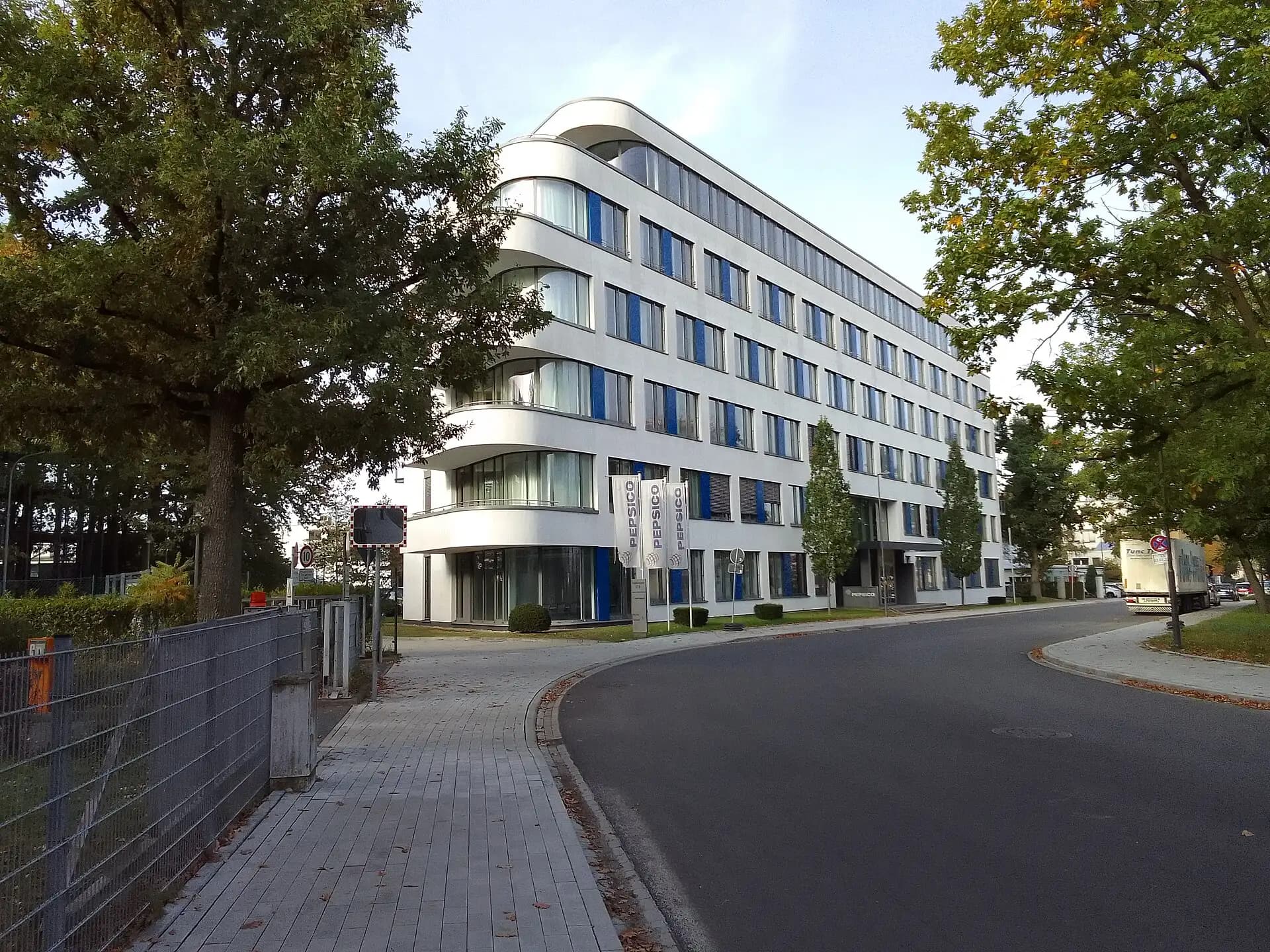 Bürogebäude im Gewerbepark von Neu-Isenburg