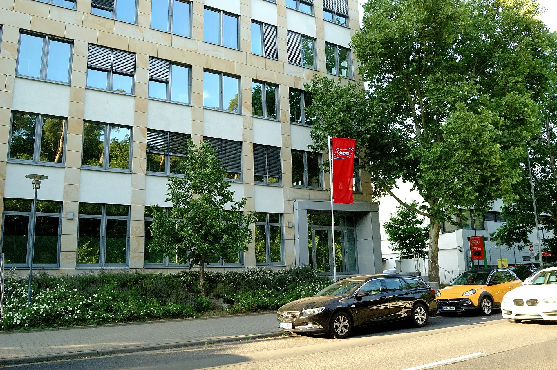Bürogebäude in der Innenstadt von Neu-Isenburg