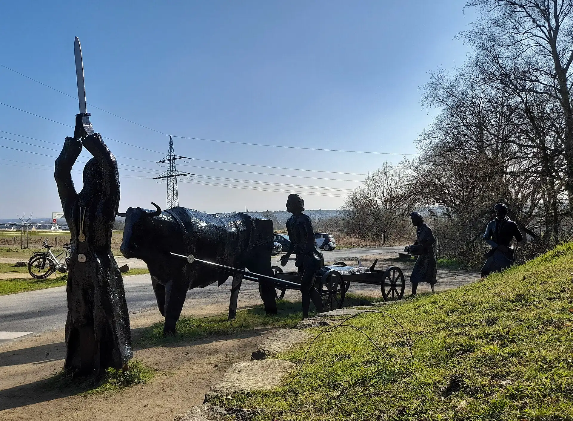Skulpturengruppe Keltenzug auf der Bulau in Urberach