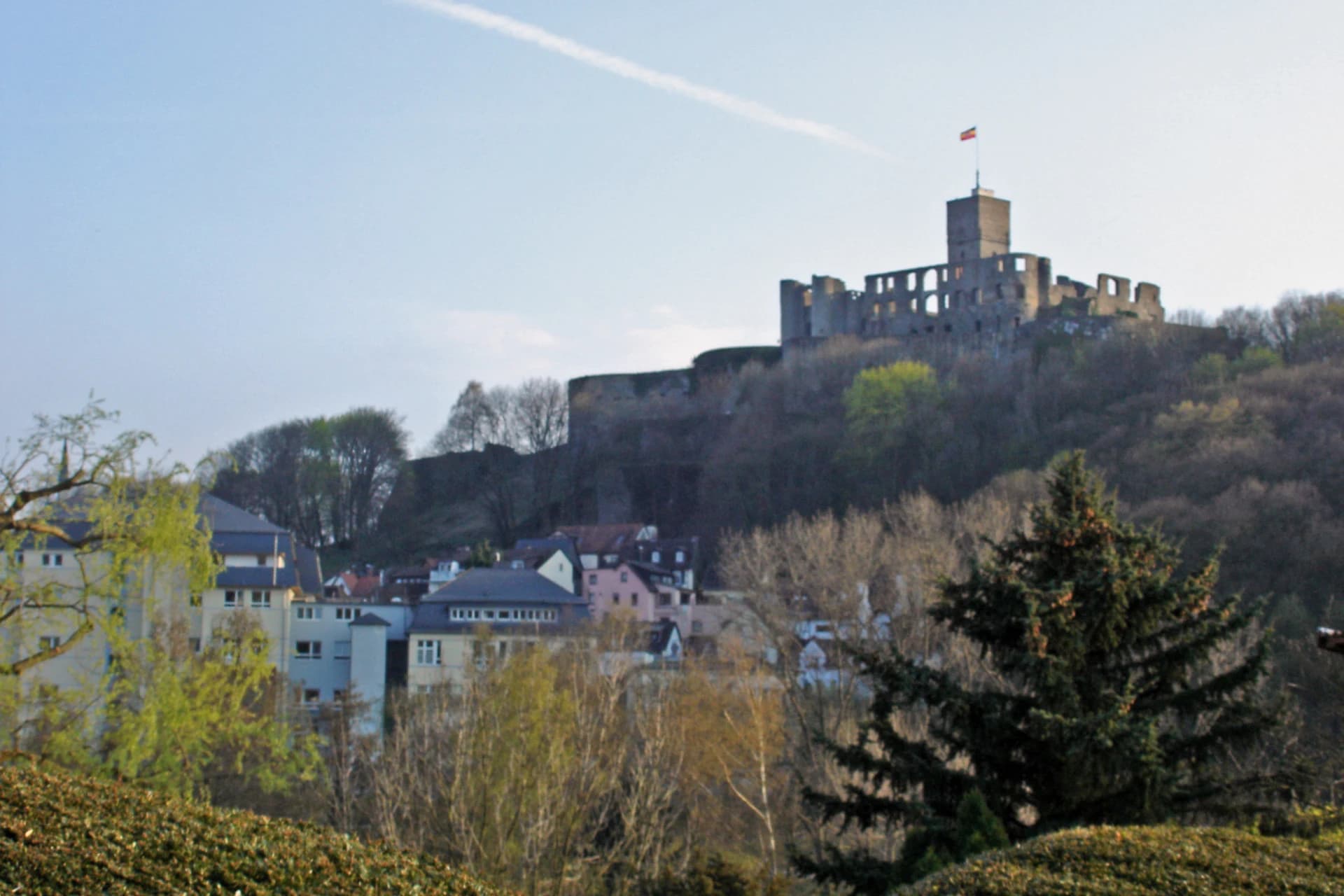 Blick über Königstein im Taunus zur Burgruine