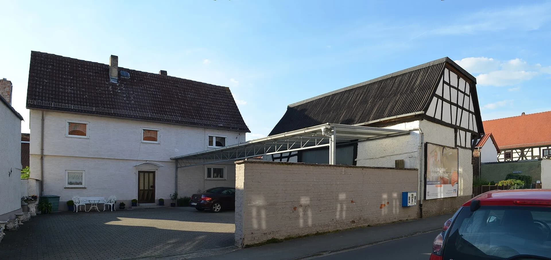 Burgstraße 18 mit Nebengebäude in Oberursel-Bommersheim