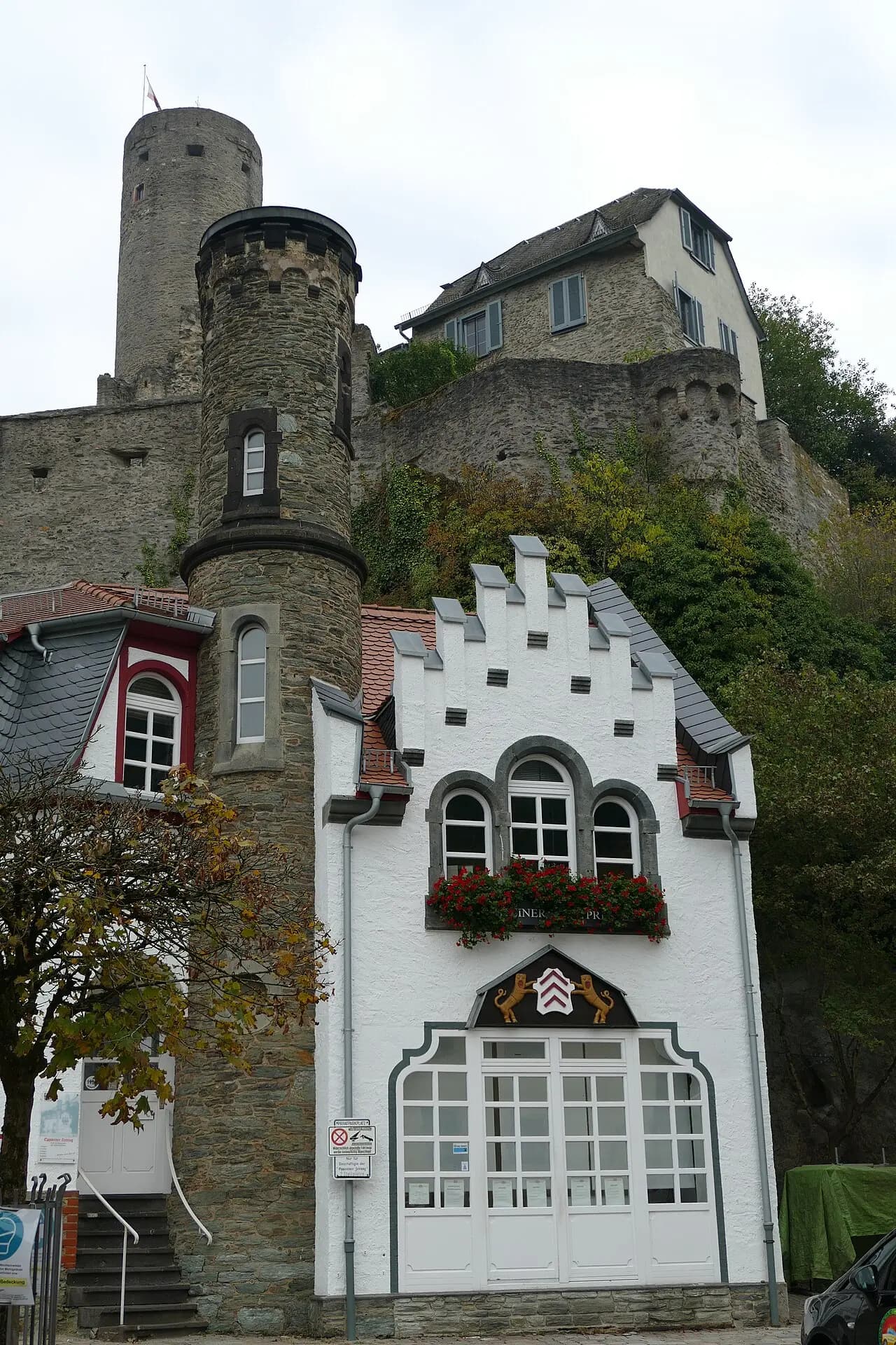 Jugendstilhaus unterhalb der Burg in der Burgstraße 42 in Eppstein