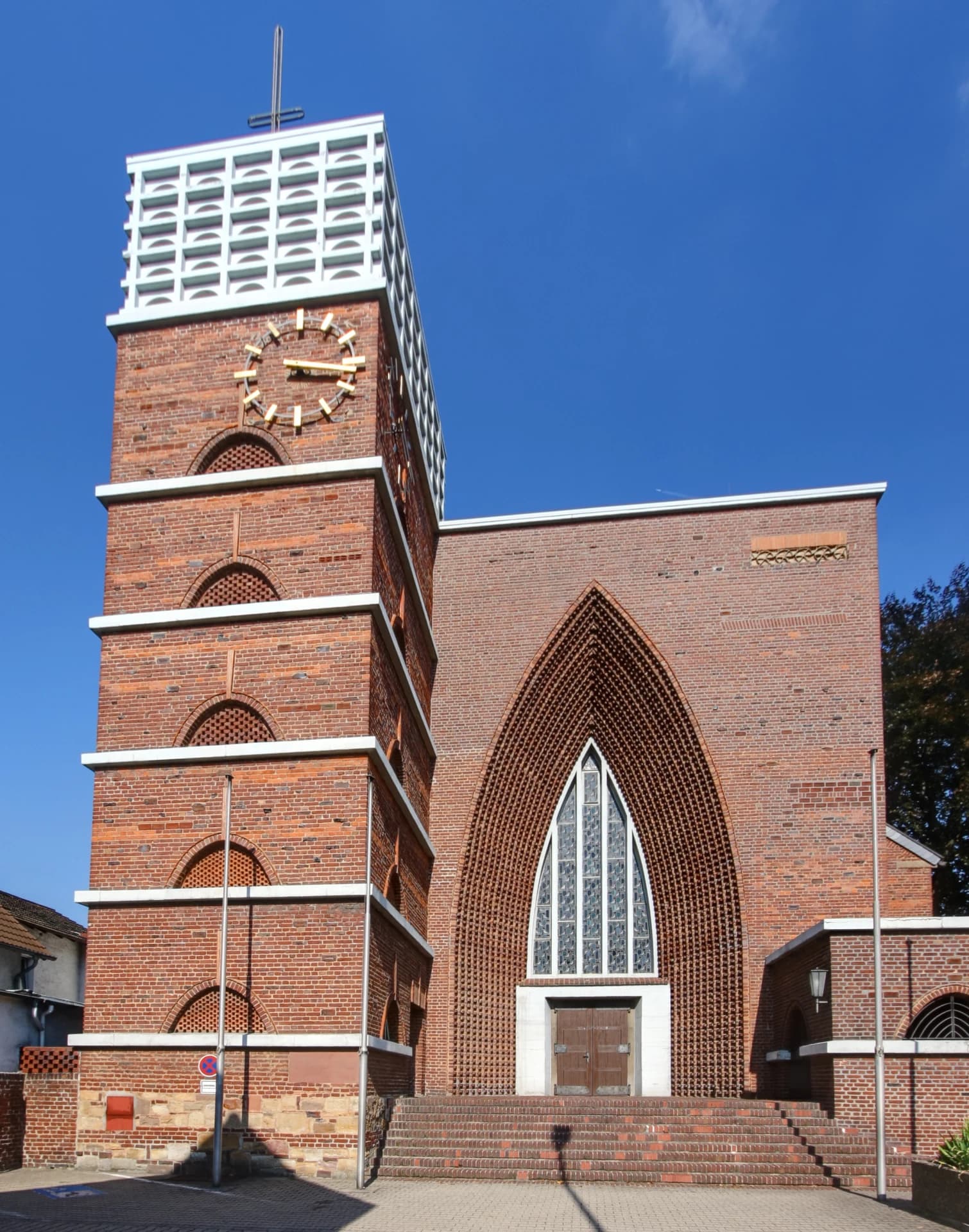 Katholische Pfarrkirche Christkönig in Bischofsheim