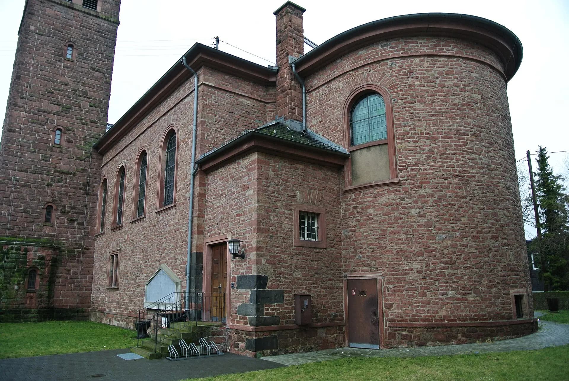 Apsis der Christuskirche in Frankfurt-Nied