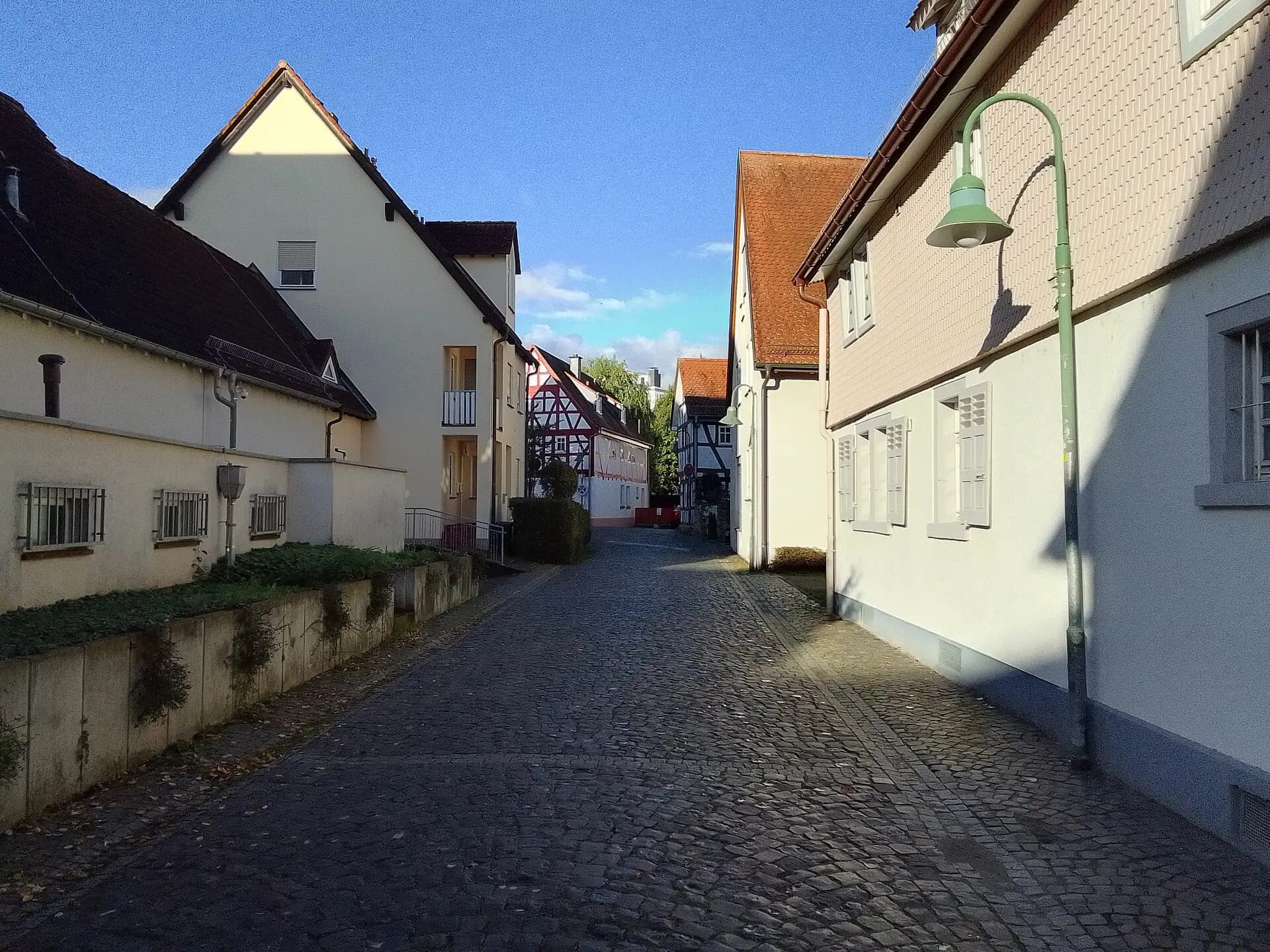 Gasse an der Darmstädter Straße in Dietzenbach