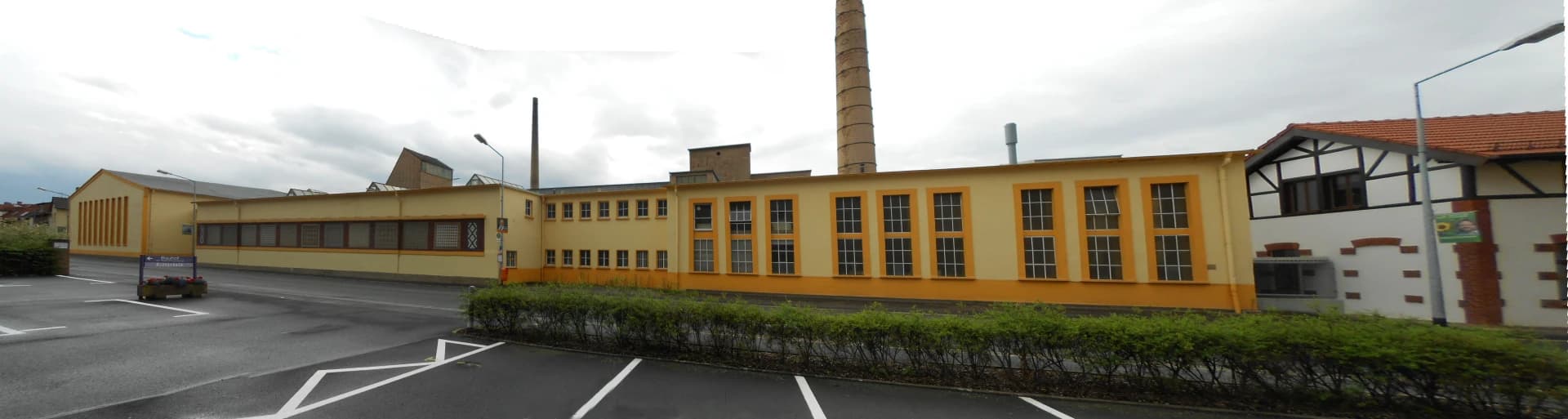 Werksgebäude der Dekoramik in Klingenberg am Main