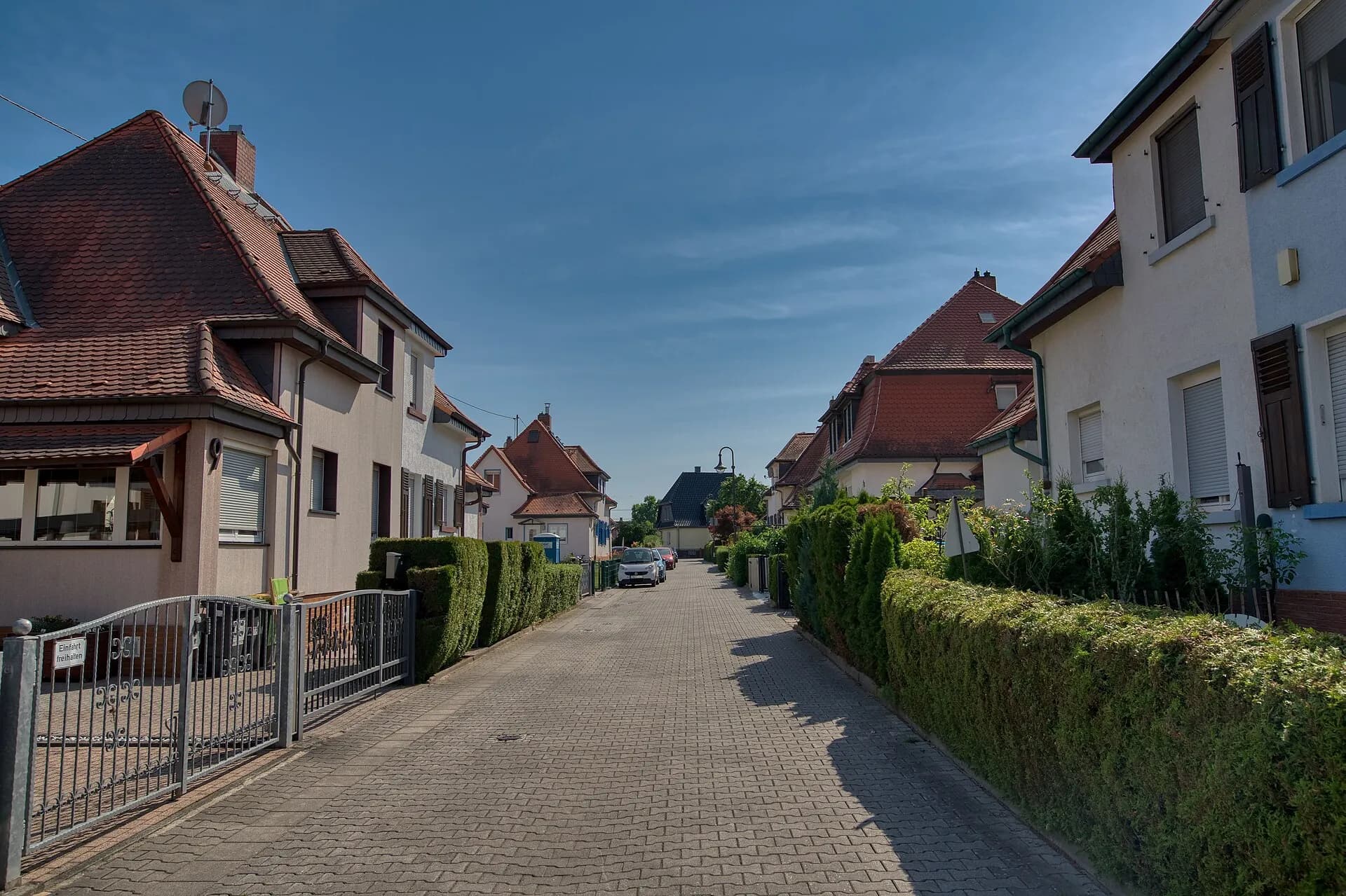 Wohnhäuser am Dessauer Weg in Frankfurt-Zeilsheim