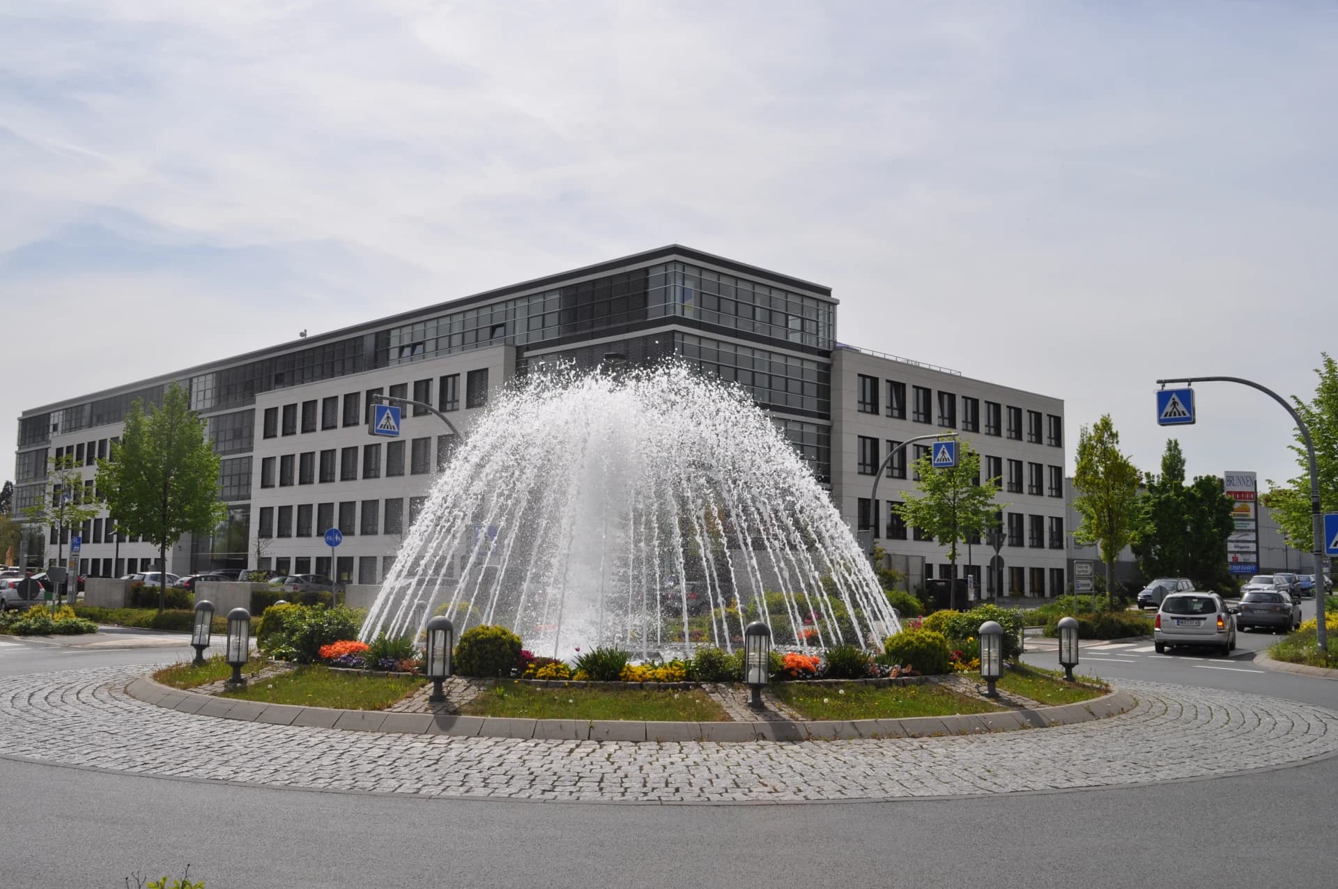 Springbrunnen am Brunnen-Center in Bad Vilbel-Dortelweil