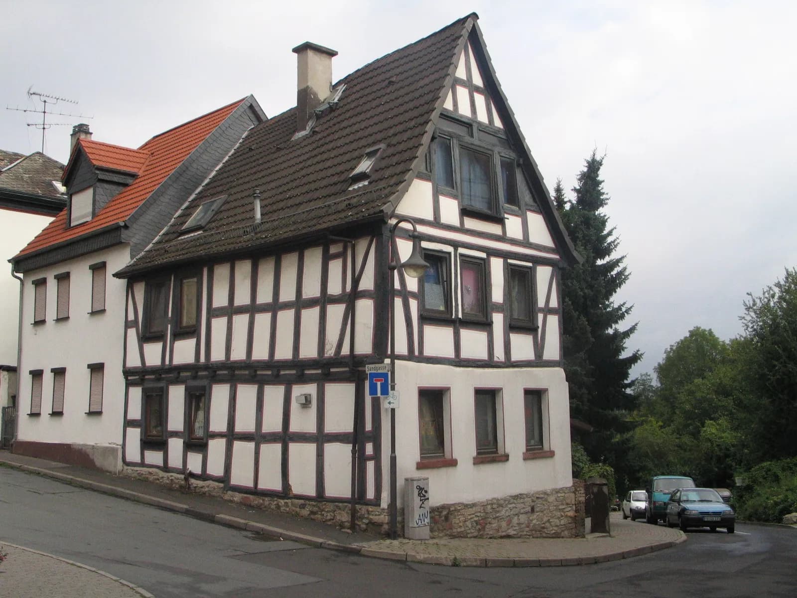 Eckhaus an Sandgasse und Usagasse in Friedberg (Hessen)
