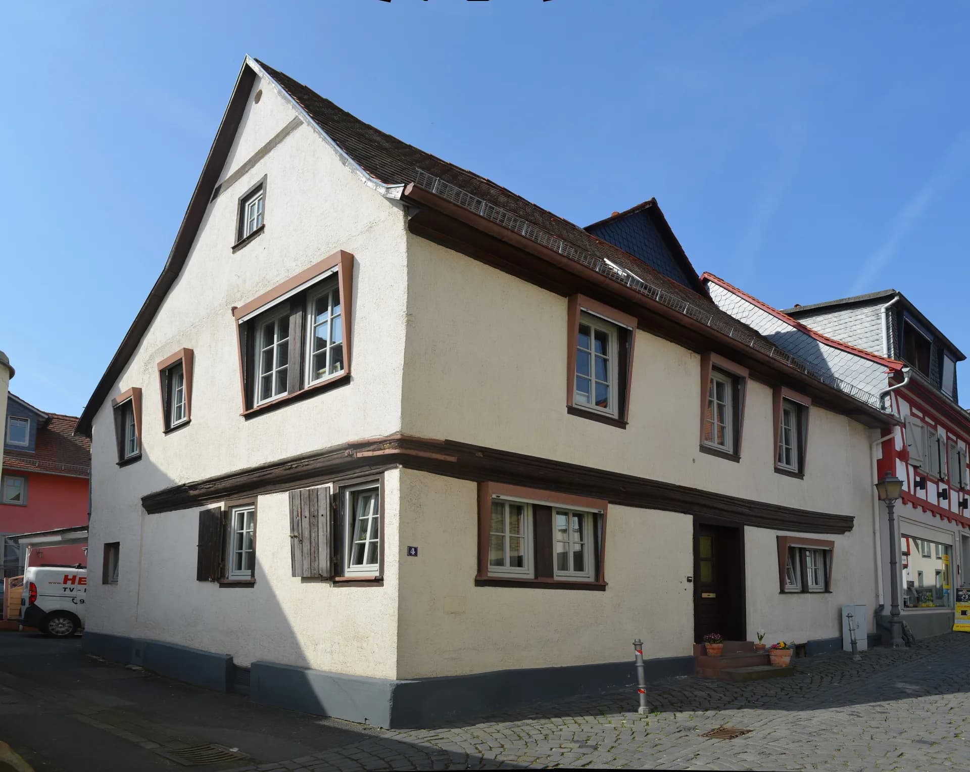 Fachwerk-Eckhaus Adlerstraße 4 in Kronberg im Taunus