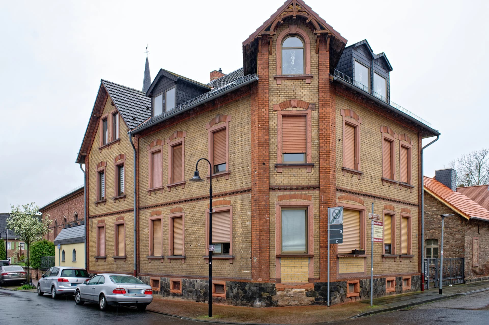 Backsteinhaus an der Breiten Straße 24 in Großkrotzenburg