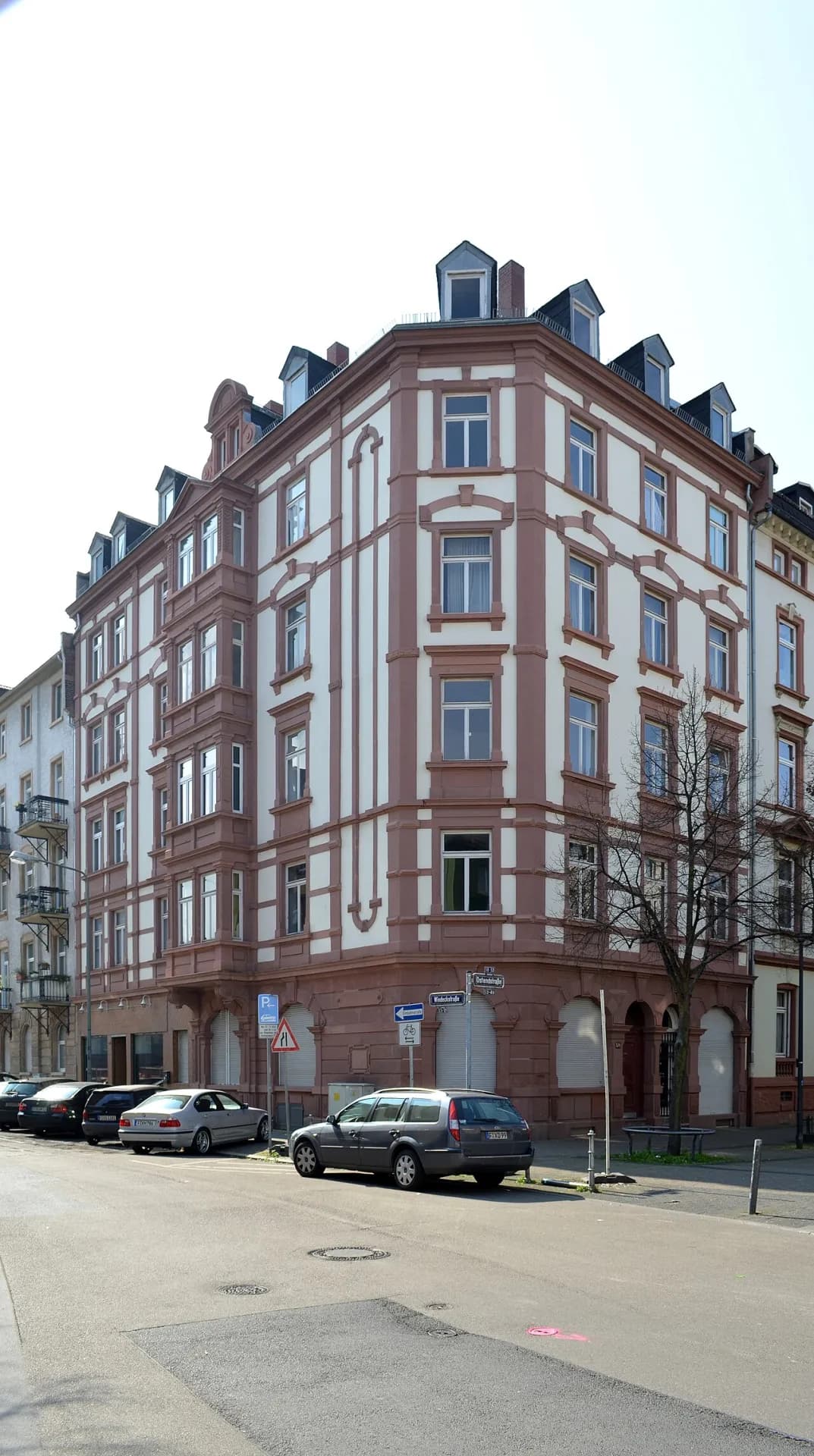 Eckhaus in der Ostendstraße im Frankfurter Ostend