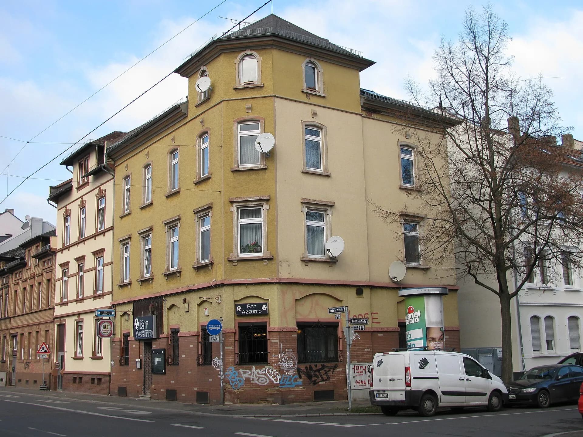 Eckhaus Eginhardstraße 2 in Offenbach-Lindenfeld