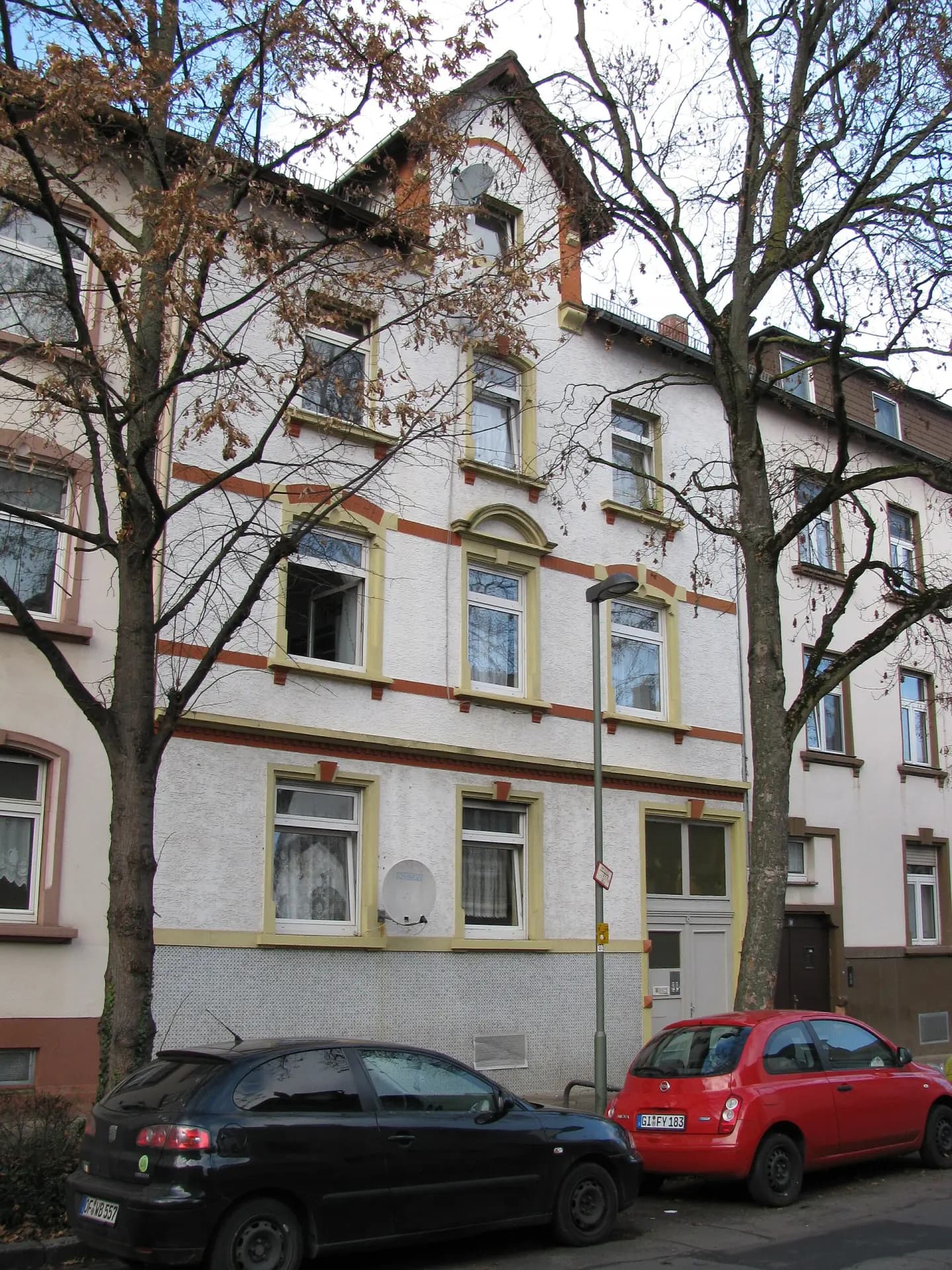 Wohnhaus Eginhardstraße 8 in Offenbach-Lindenfeld