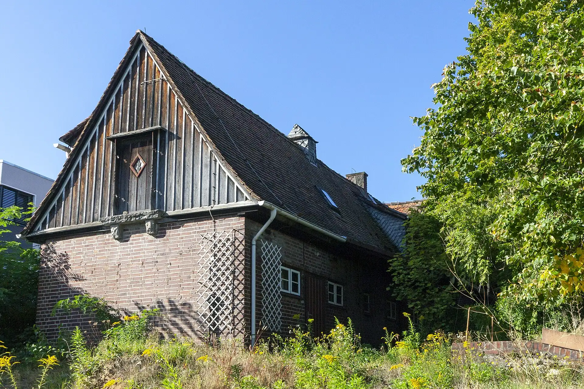 Werkstattgebäude der ehemaligen Gärtnerei in Roßdorf