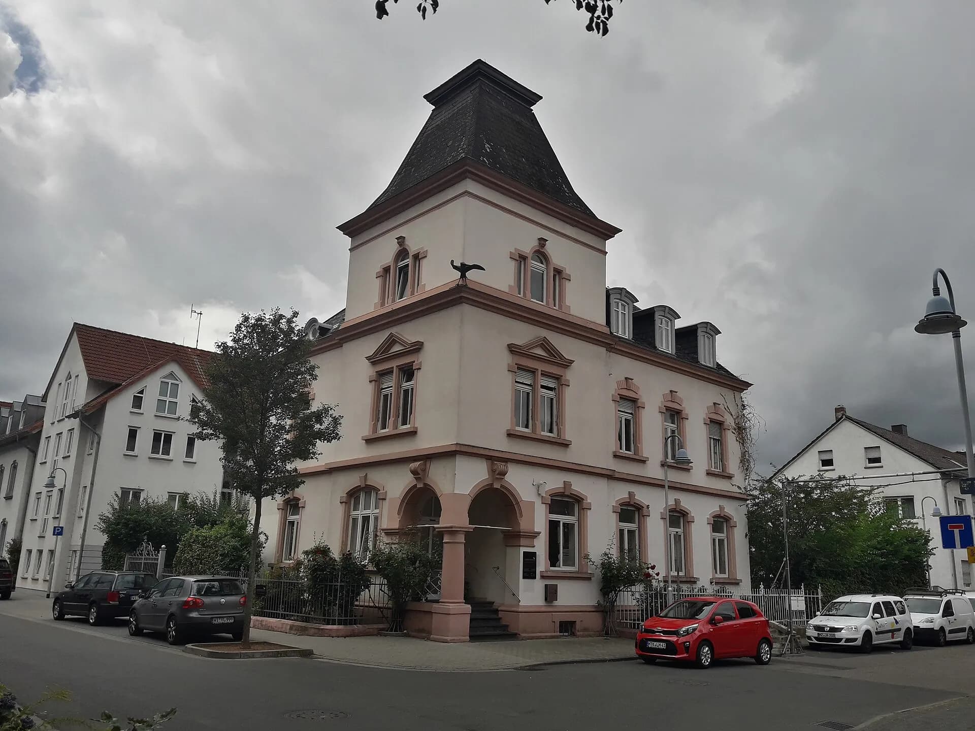 Gebäude der ehemaligen Post in Flörsheim am Main
