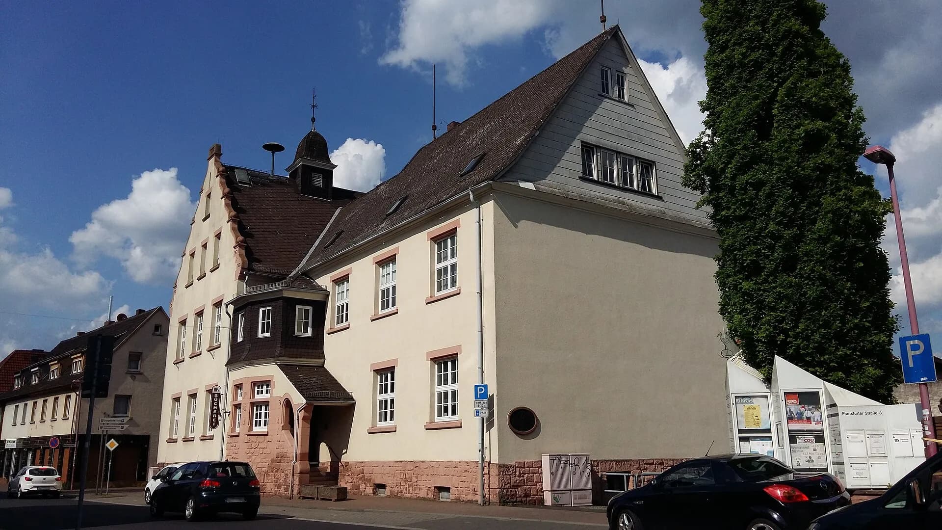 Ehemalige Schule in der Frankfurter Straße in Münster (Hessen)