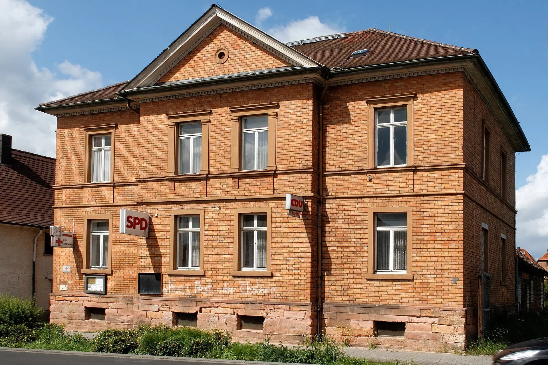 Ehemalige Schule an der Nieuwpoorter Straße in Rodgau-Dudenhofen