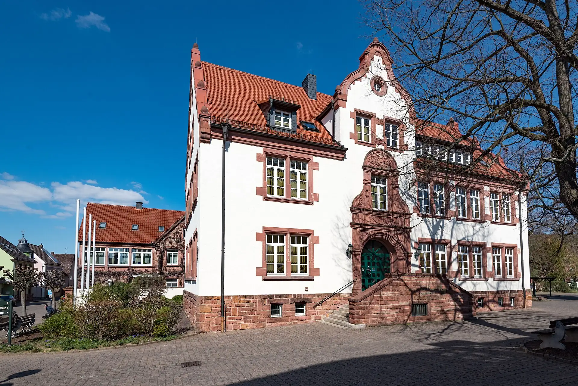 Ehemalige Schule in der Hauptstraße in Kleinwallstadt