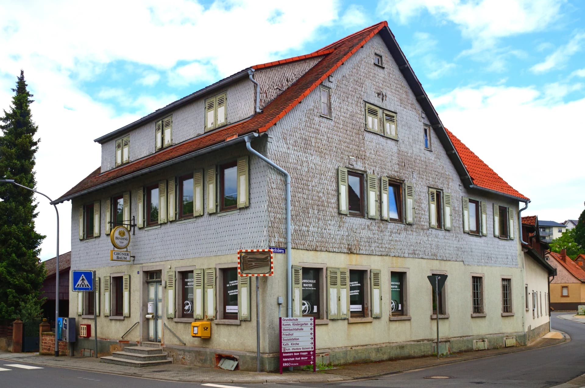 Ehemaliges Wirtshaus Grüner Baum in der Hauptstraße im Ortsteil Seckmauern in Lützelbach