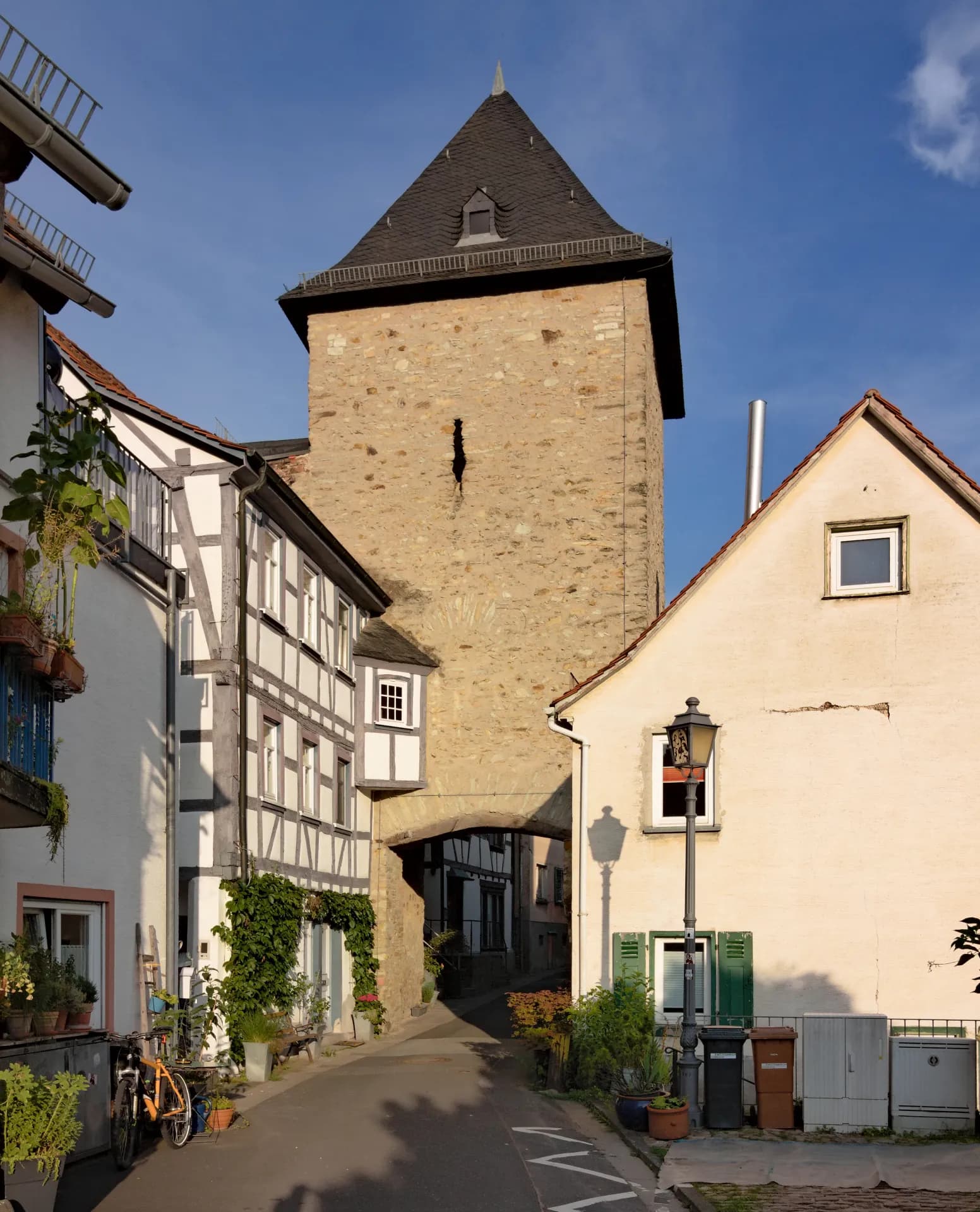 Torturm des Eichentors in Kronberg im Taunus