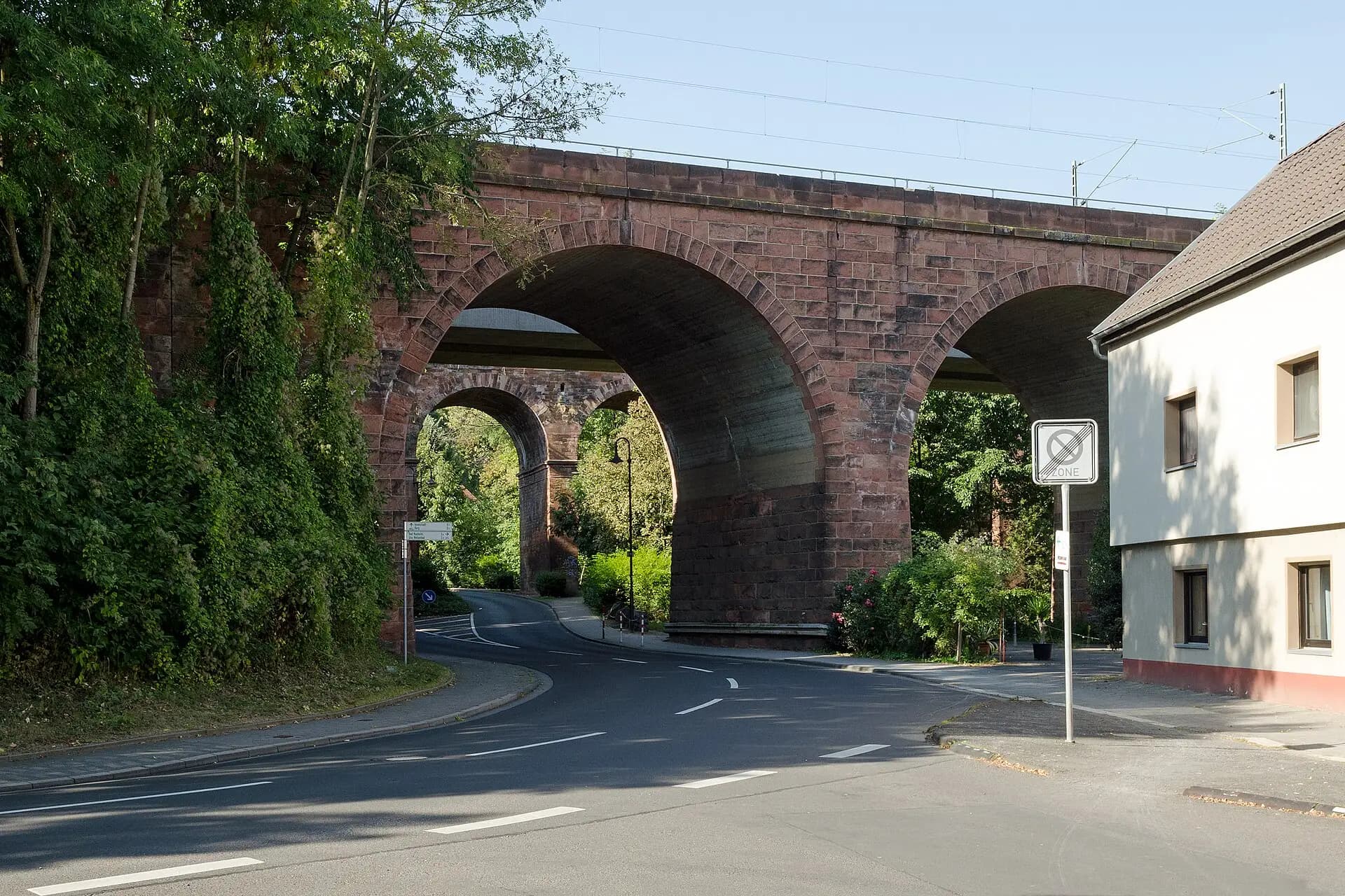 Eisenbahnbrücke am Mühlweg in Friedberg (Hessen)