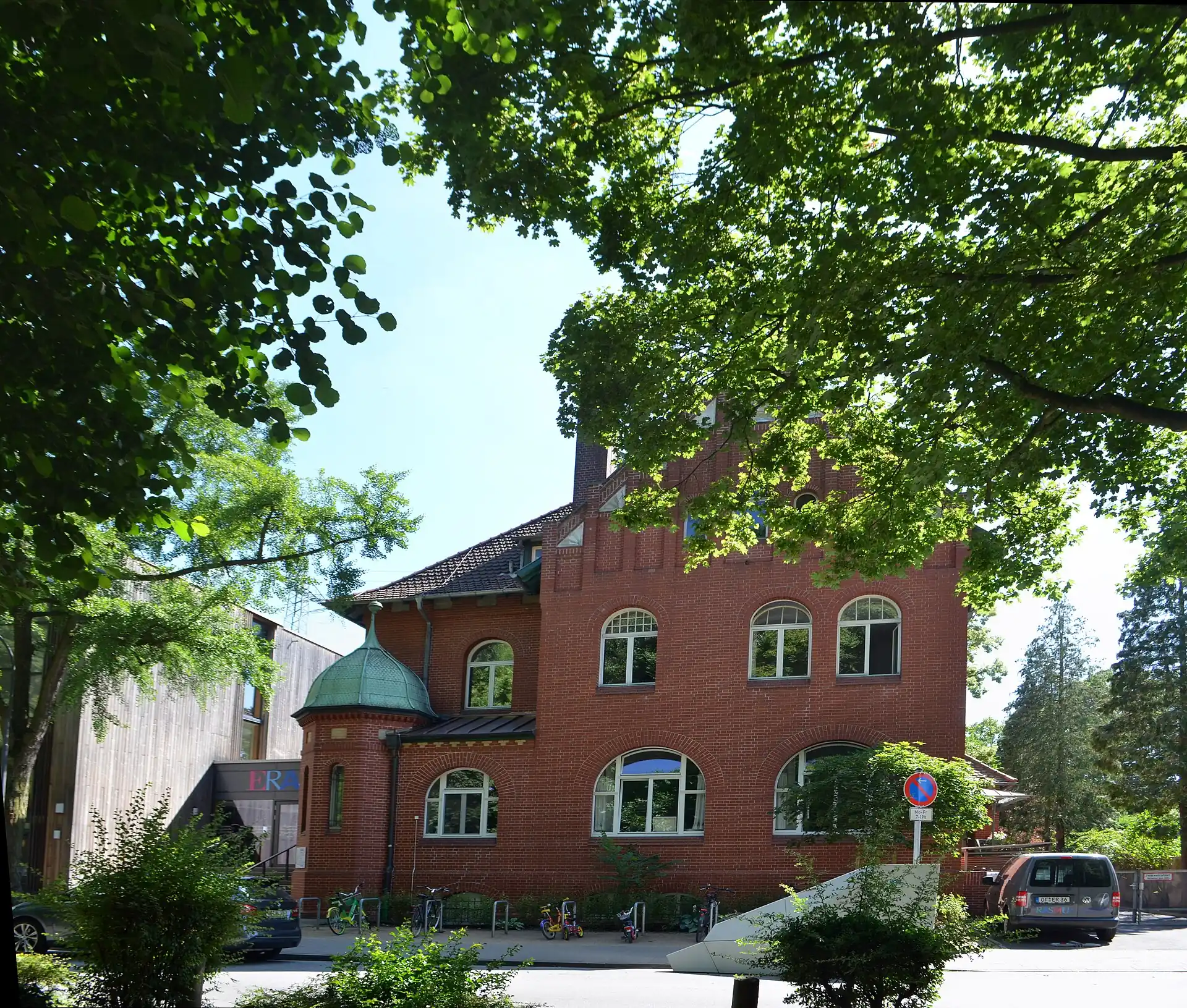 Erasmus-Bildungshaus am Dreieichring in Offenbach-Westend