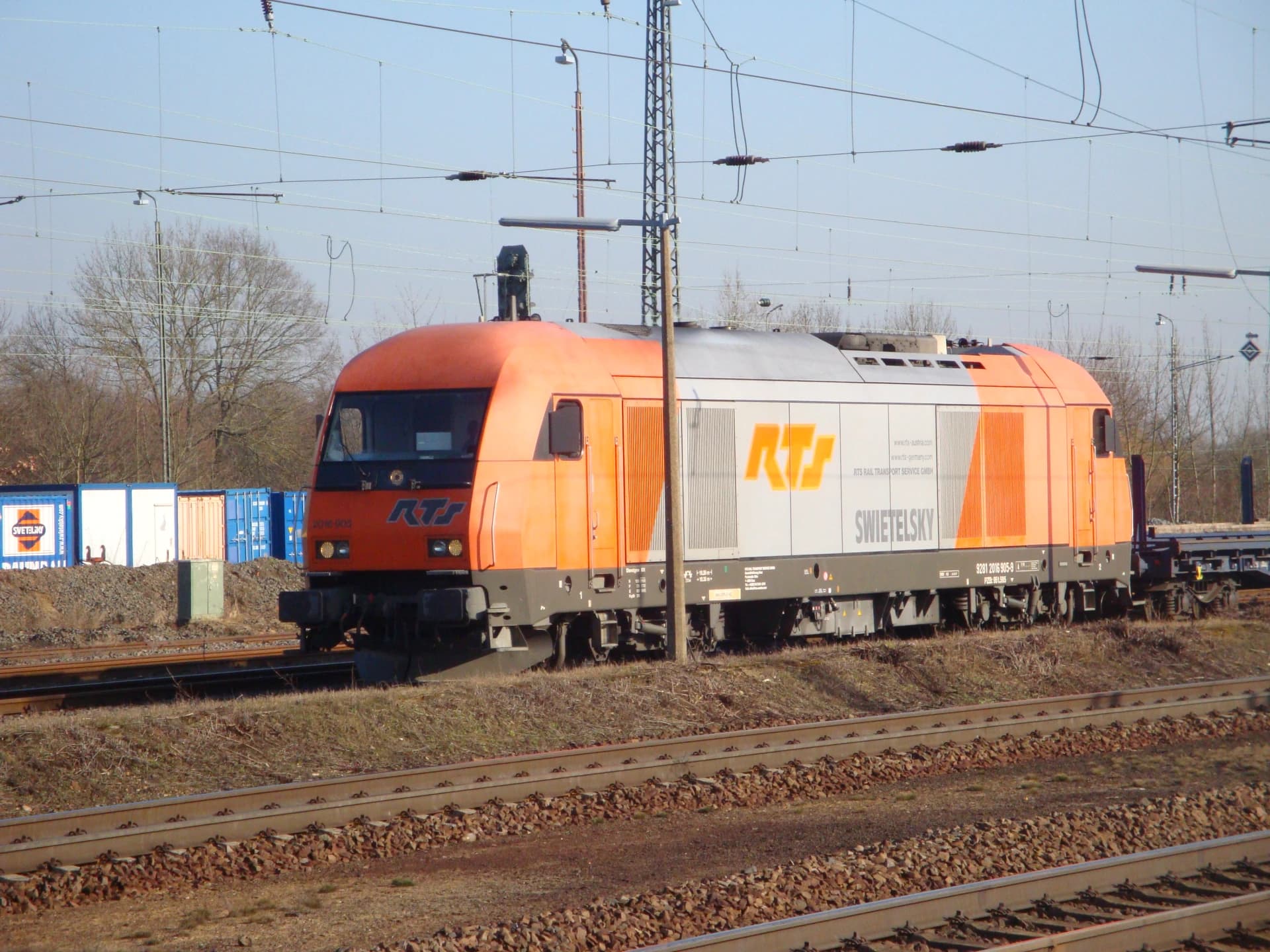 Diesellok am Bahnhof in Babenhausen