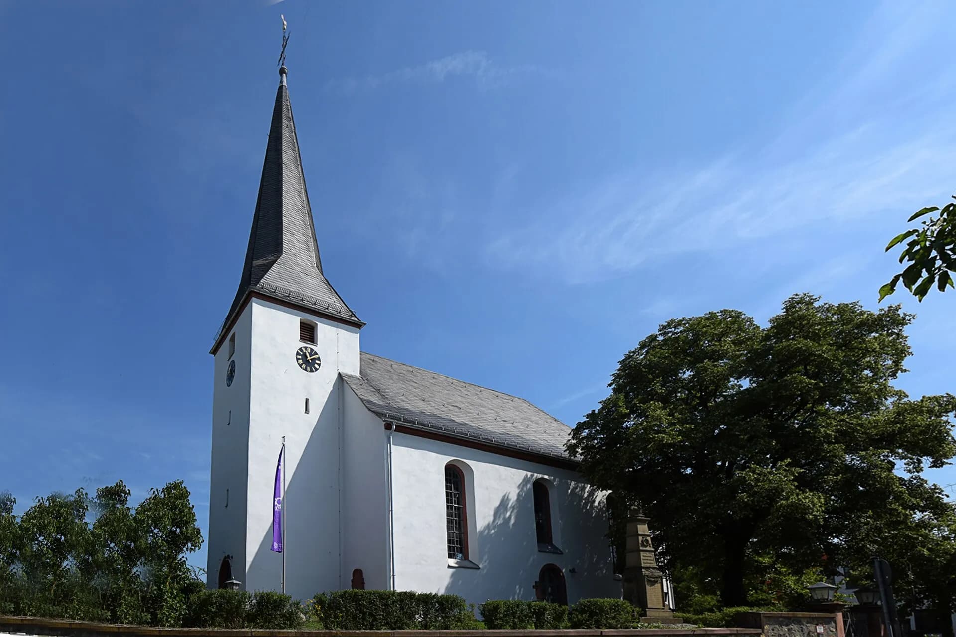Evangelische Kirche in Eschollbrücken in Pfungstadt