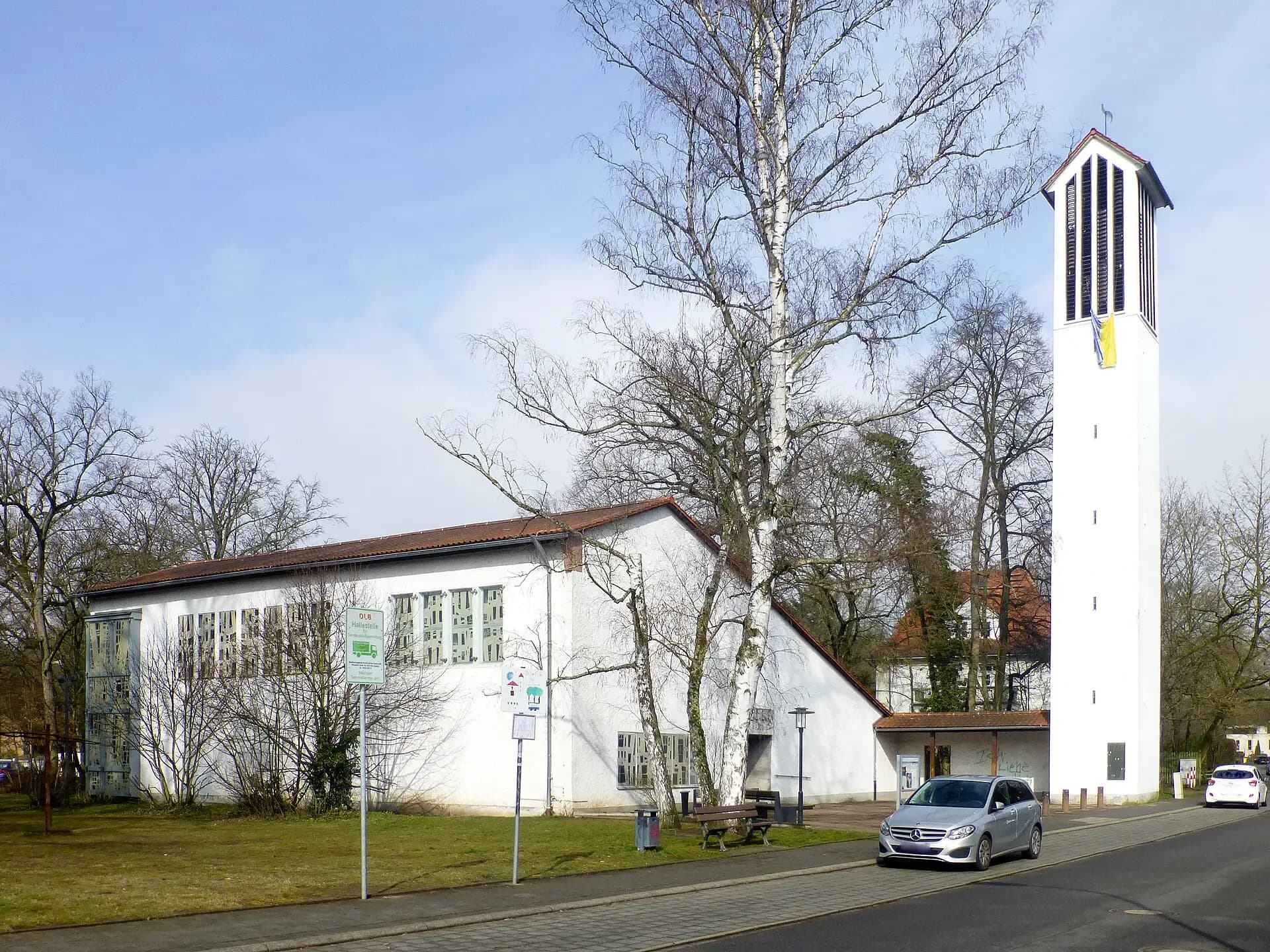Evangelische Kirche mit Glockenturm in Dreieich-Buchschlag