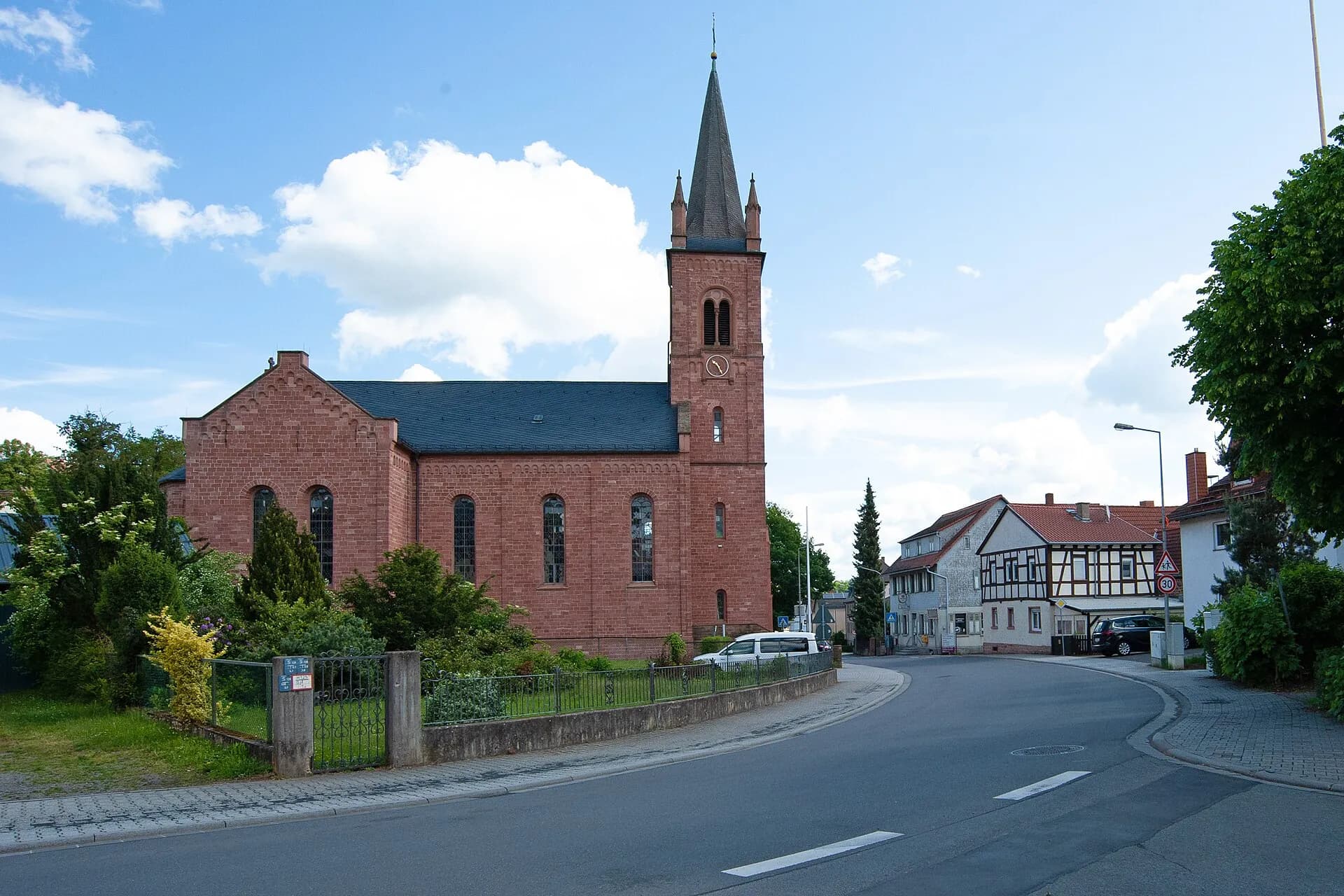 Evangelische Kirche im Ortsteil Seckmauern in Lützelbach