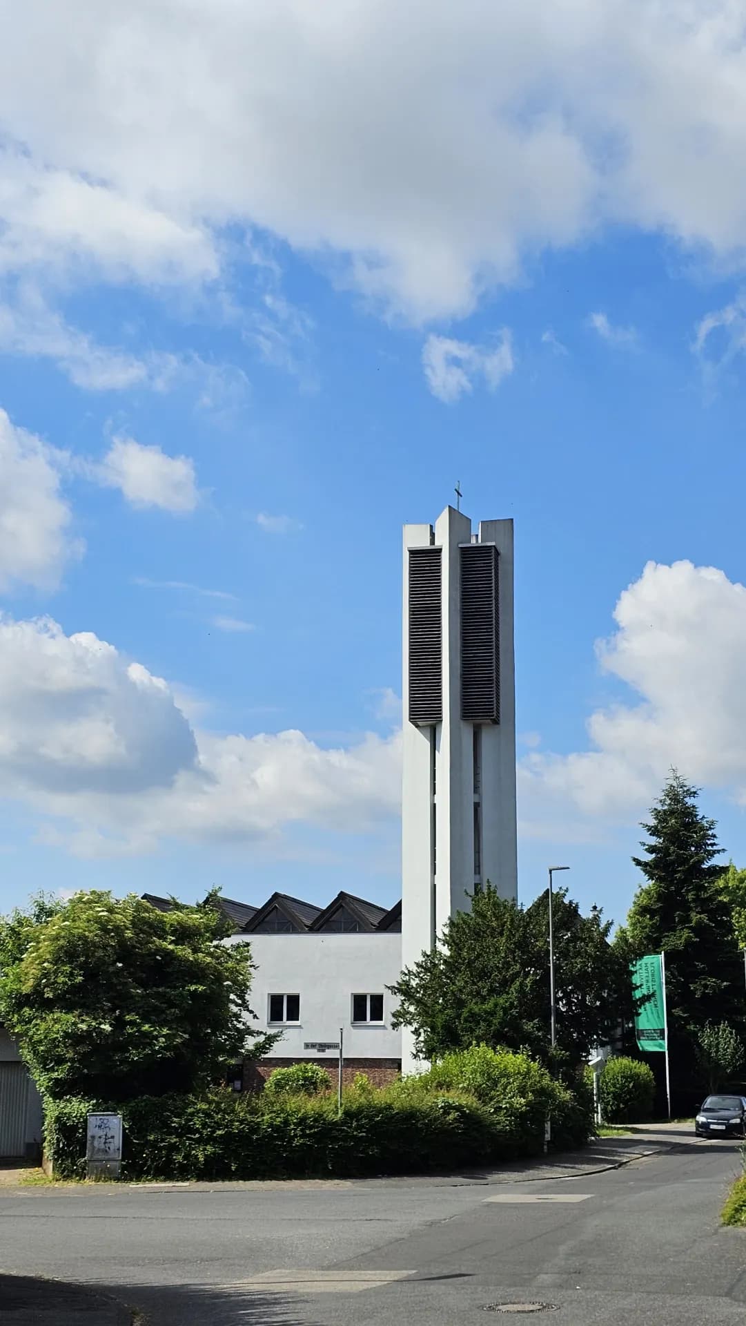 Evangelische Kreuzkirche in Oberursel-Bommersheim