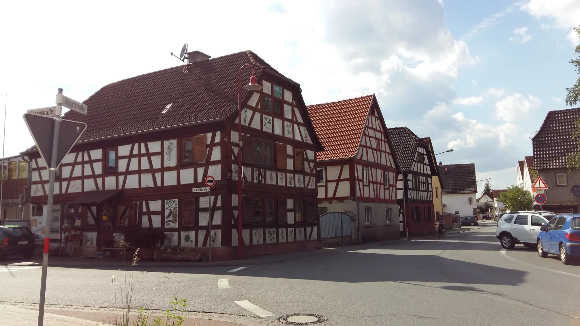 Fachwerkhäuser an der Hauptstraße in Eppertshausen