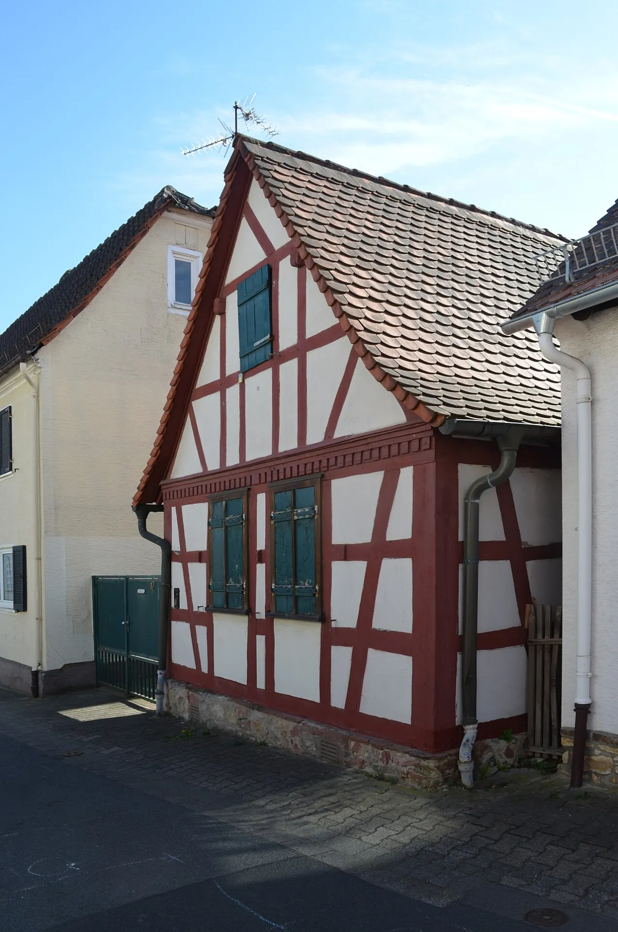 Fachwerkhaus Am Michlersbrunnen 12 in Frankfurt-Bergen-Enkheim