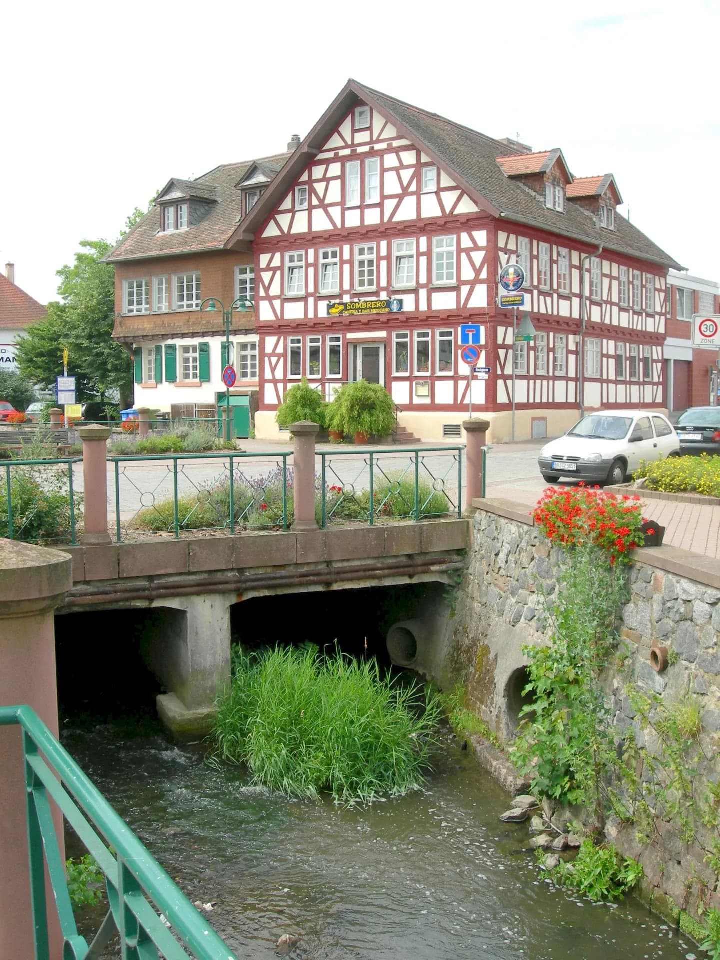 Fachwerkhaus an der Modau in Ober-Ramstadt