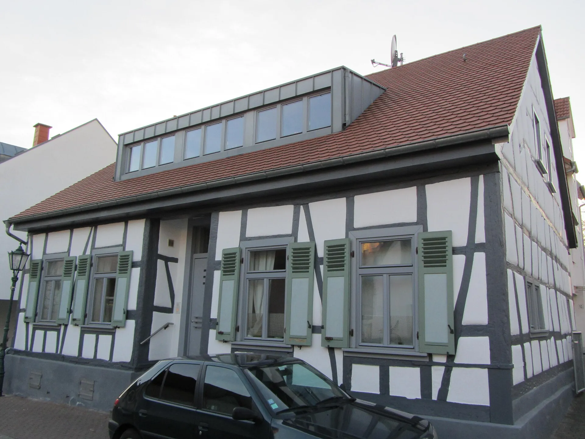 Fachwerkhaus mit Ladenfront in der Clausstraße in Bad Soden am Taunus