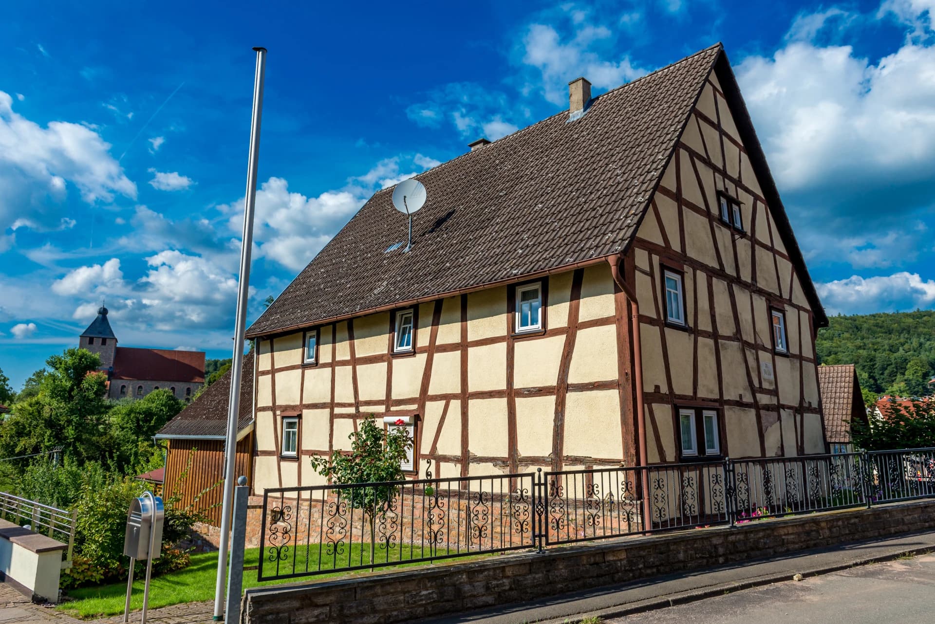 Fachwerkhaus an der Hauptstraße im Ortsteil Eichenberg in Sailauf