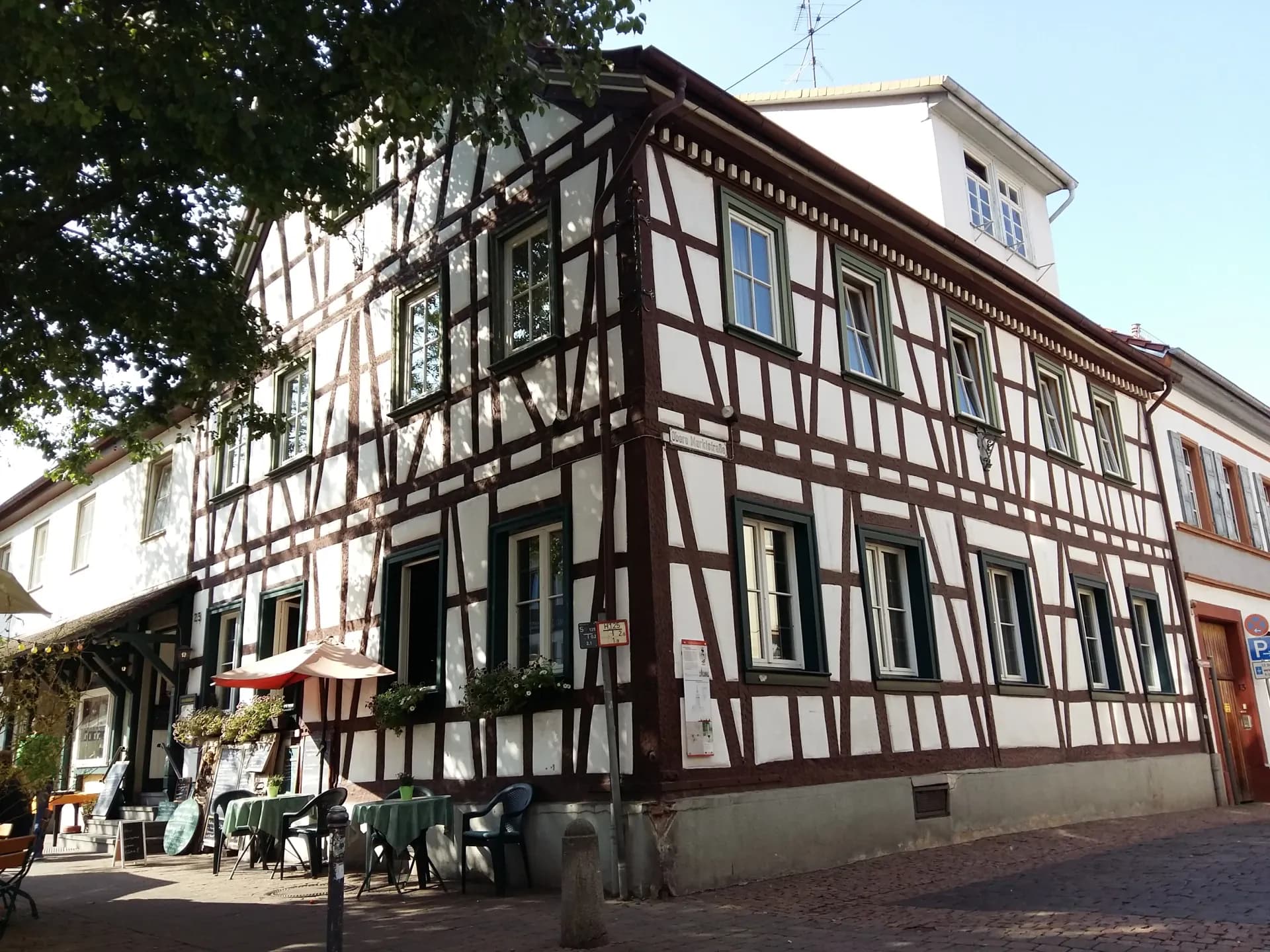 Fachwerkhaus in der Georg-August-Zinn-Straße in Groß-Umstadt