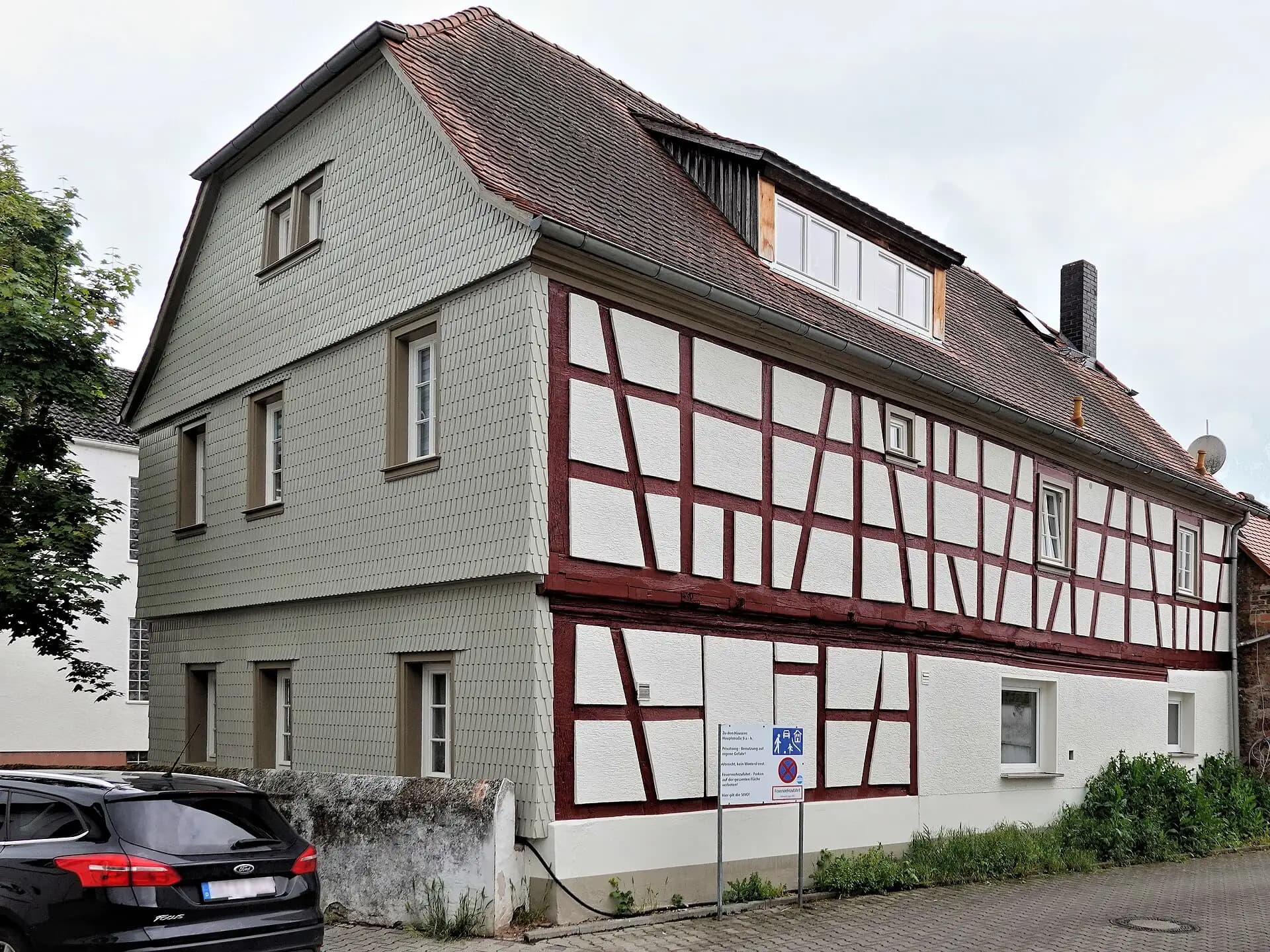 Fachwerkhaus Hauptstraße 9 in Erzhausen von der Straßenseite