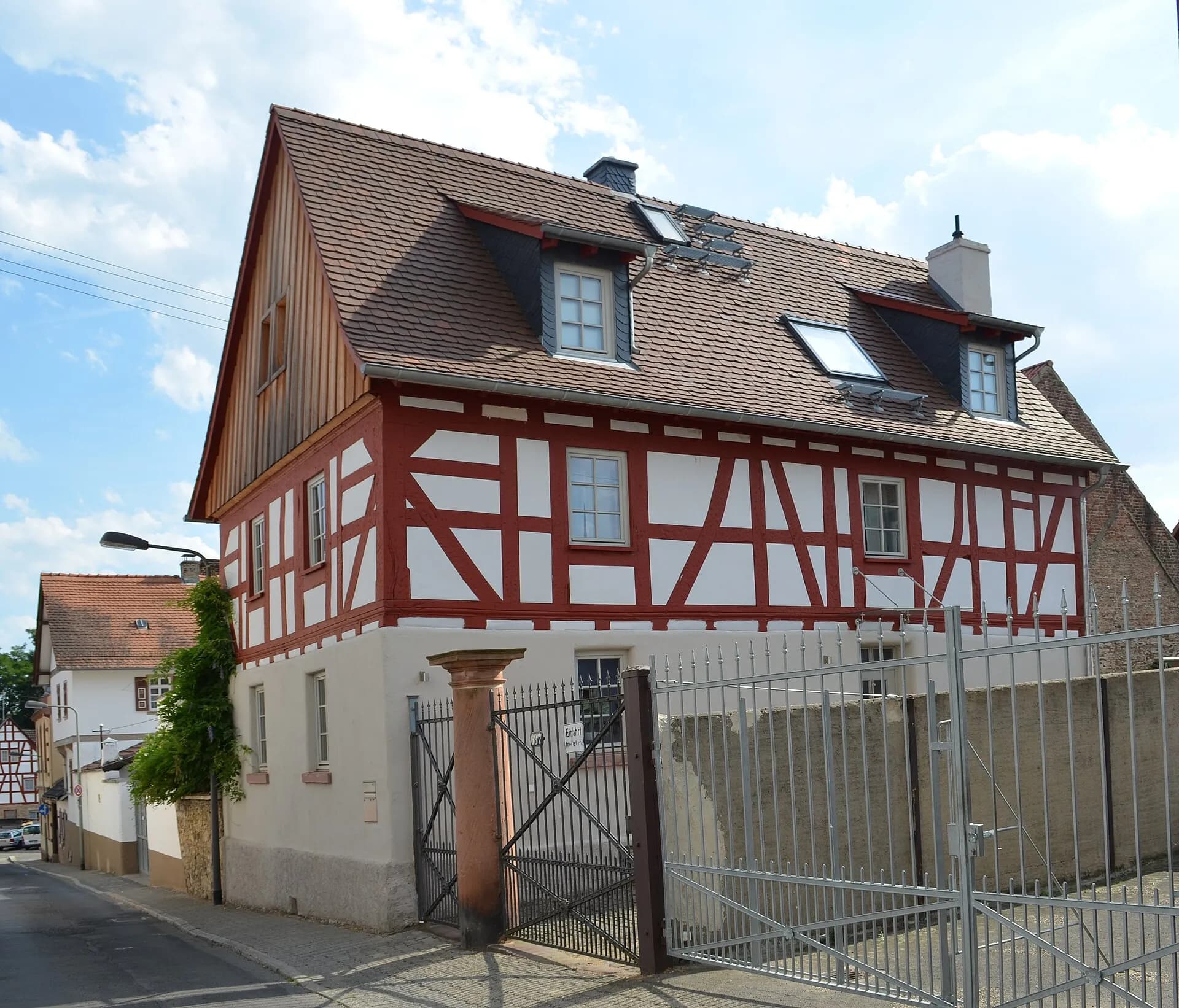 Fachwerkhaus Homburger Landstraße 637 in Frankfurt Bonames