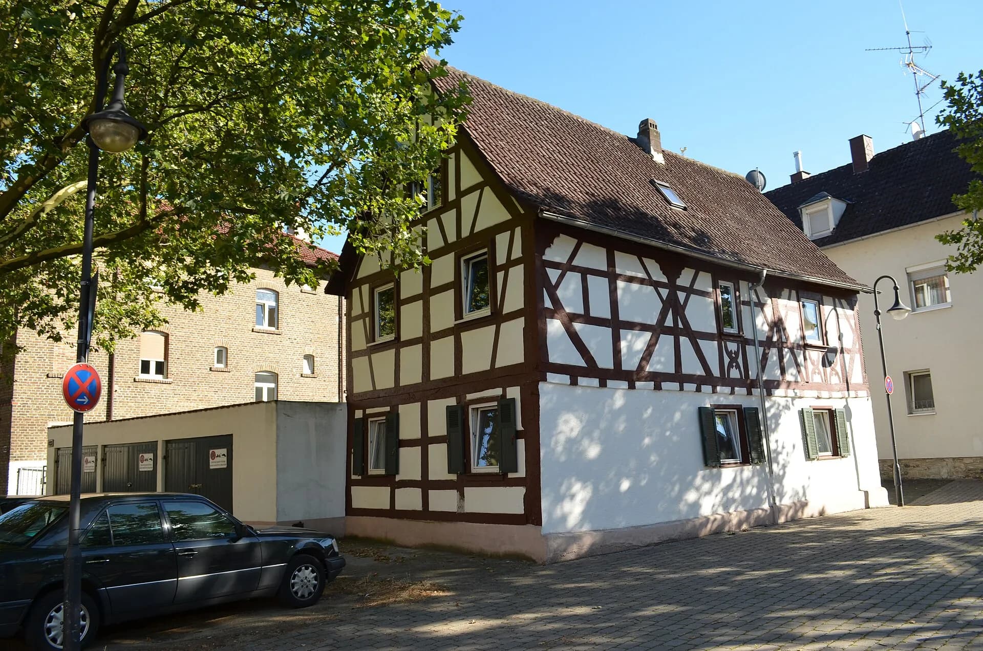 Fachwerkhaus Liederbacher Straße 125 in Frankfurt-Unterliederbach