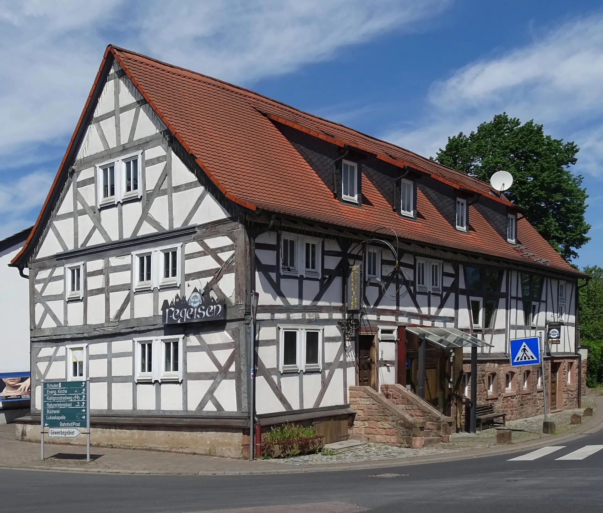 Fachwerkhaus in der Lindenstraße 1 in Schöllkrippen