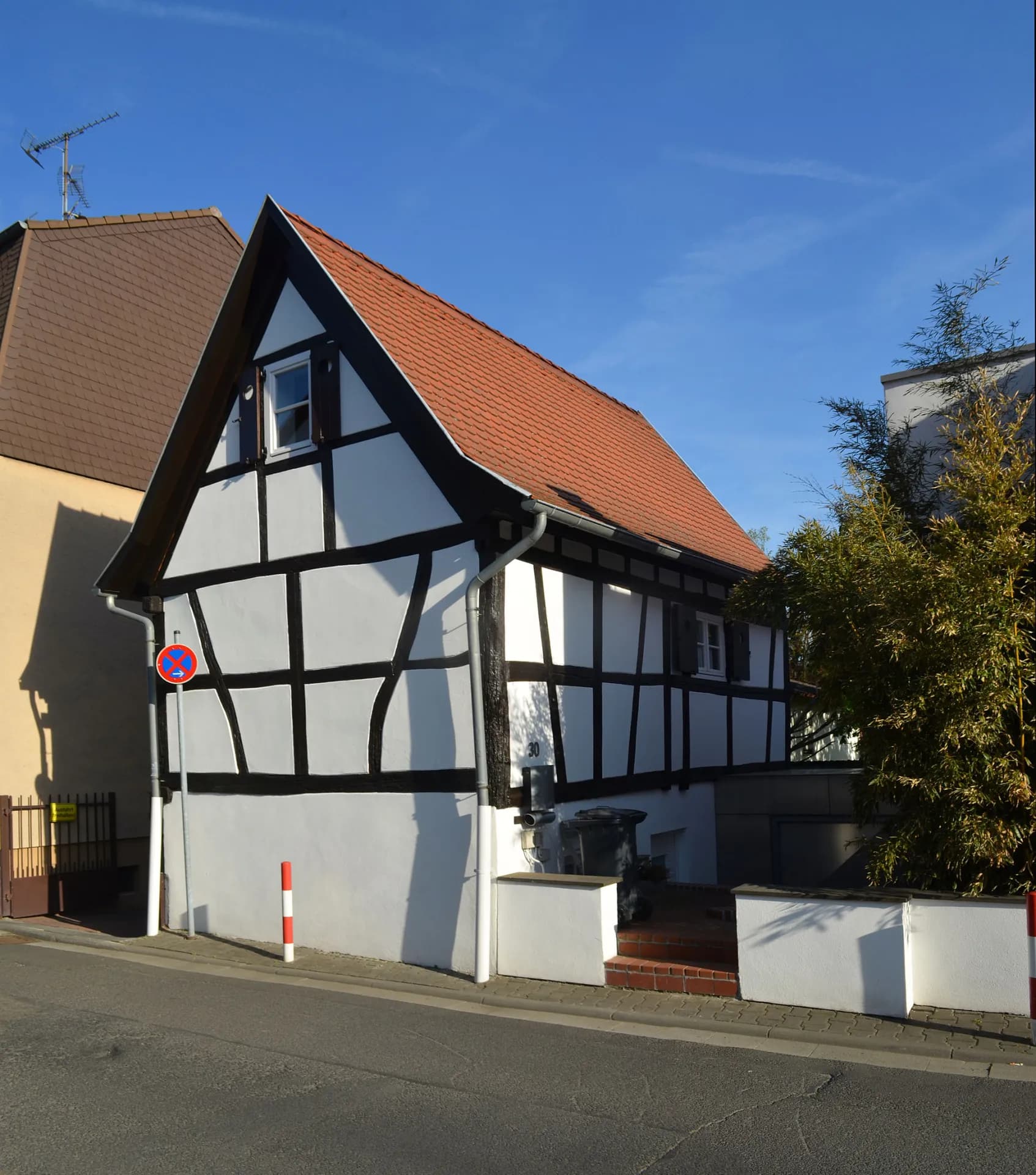 Fachwerkhaus Riedstraße 30 in Frankfurt-Bergen-Enkheim