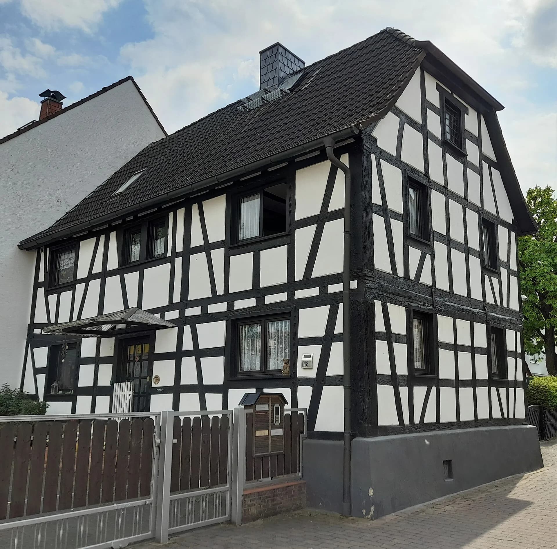 Fachwerkhaus Tempelstraße 18 in Dreieich-Sprendlingen