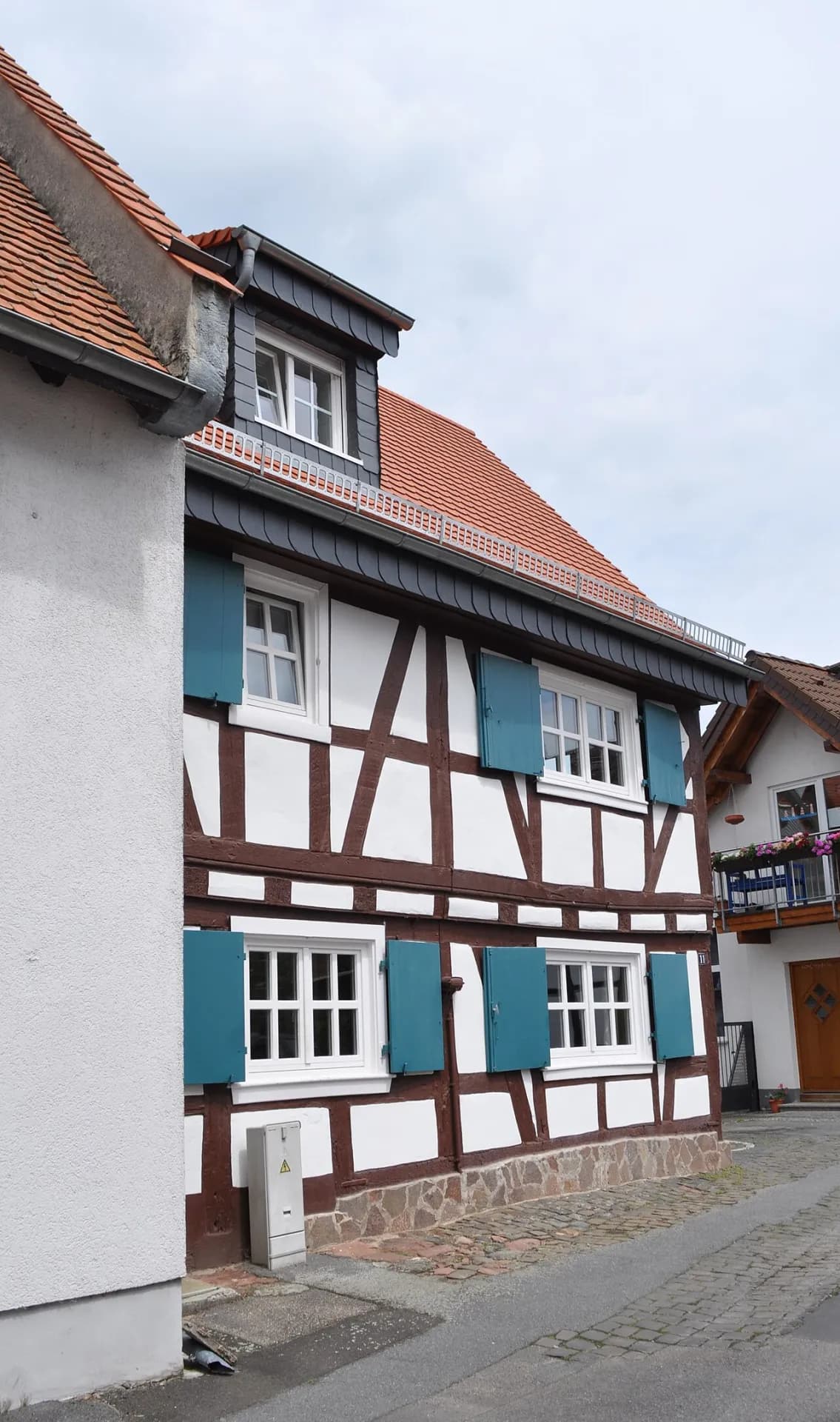 Giebel des Fachwerkhauses Untergasse 11 in Offenbach-Rumpenheim